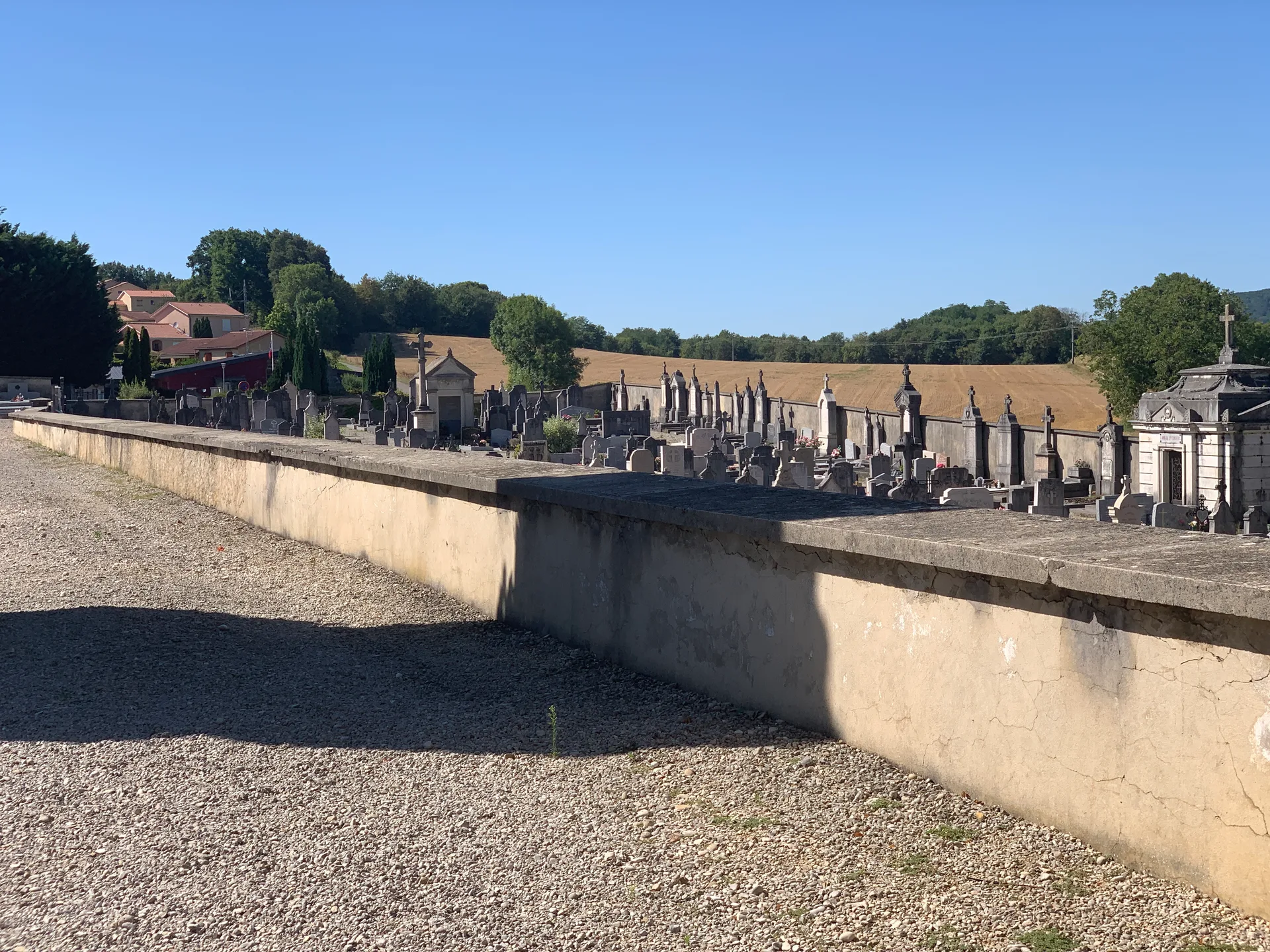 Barrage Convert à Pont-d'Ain — À 790 m du lac