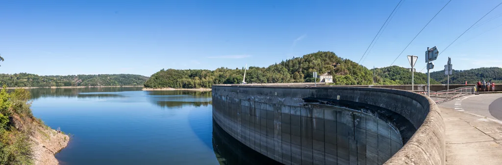 Barrage de Bort les Orgues, Bort-les-Orgues