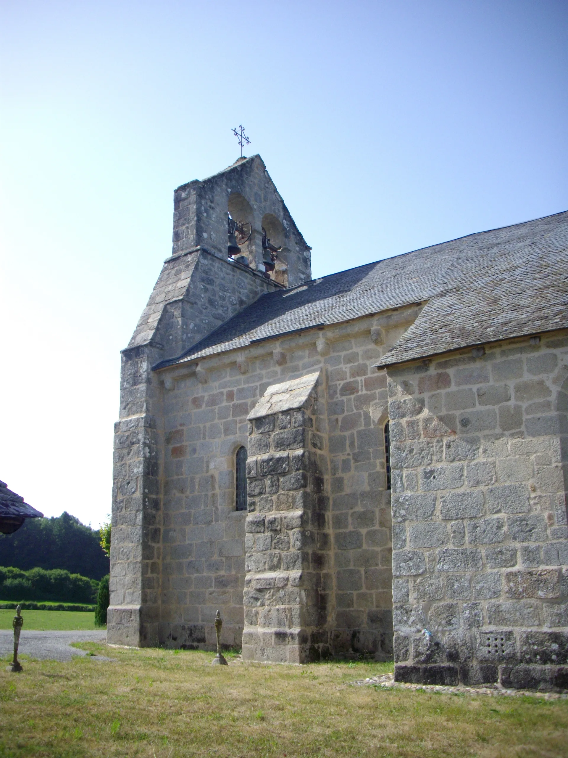 Barrage  de la Chaumette à Saint-Victour — À 2,2 km du lac