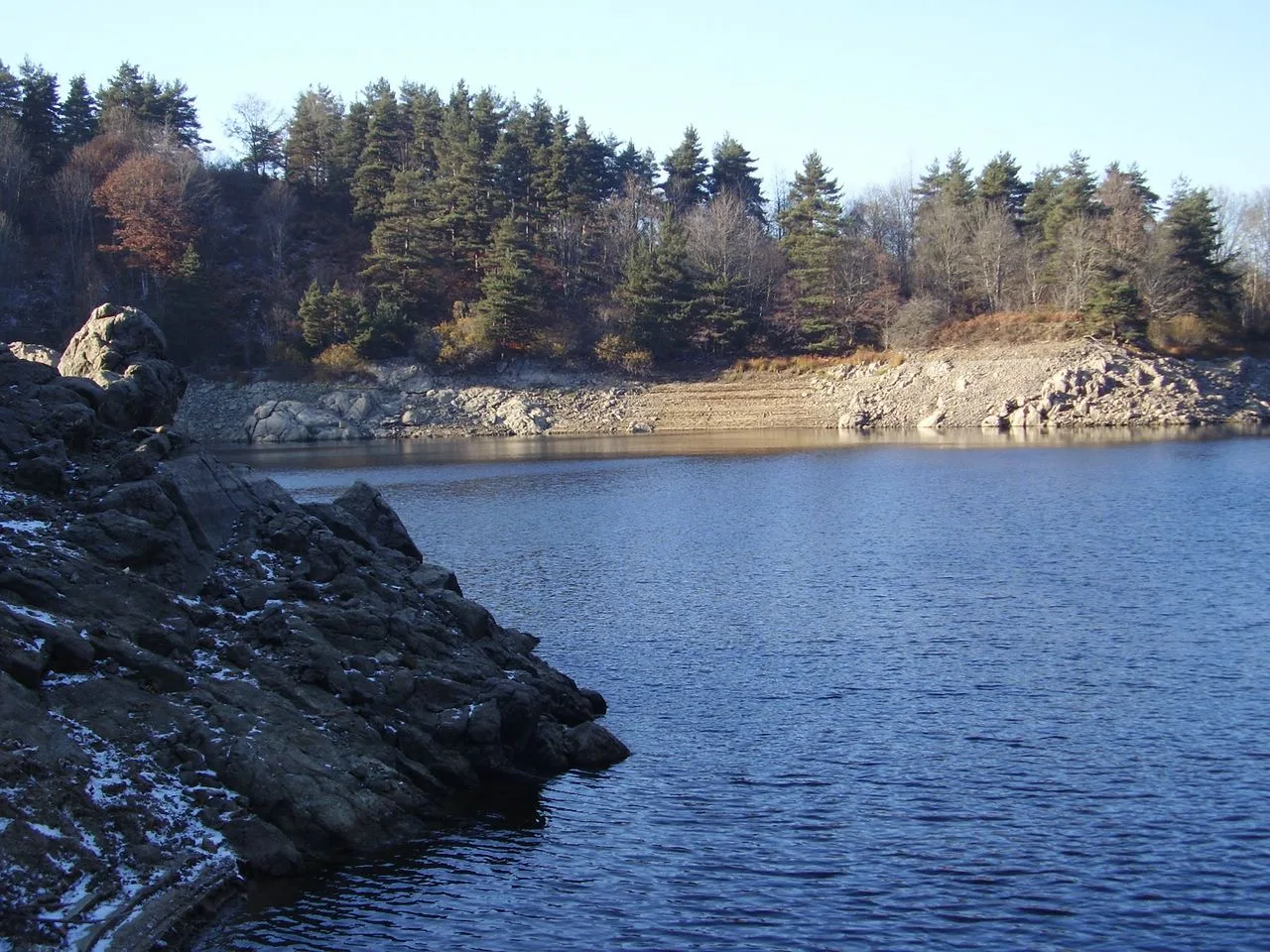 Barrage de Lavalette à Lapte — À 2,0 km du lac