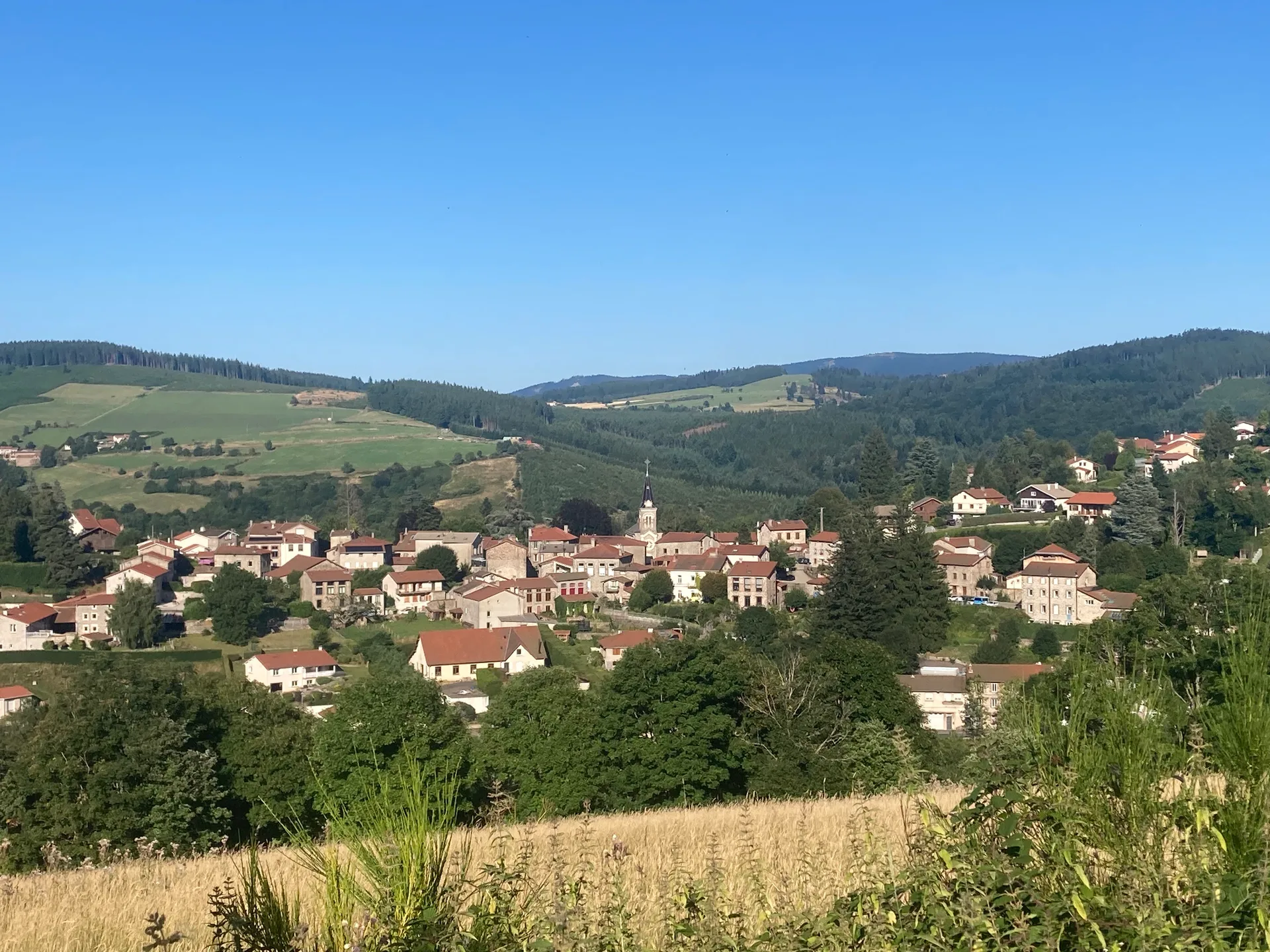 Barrage de Planfoy à Planfoy — À 1,7 km du lac