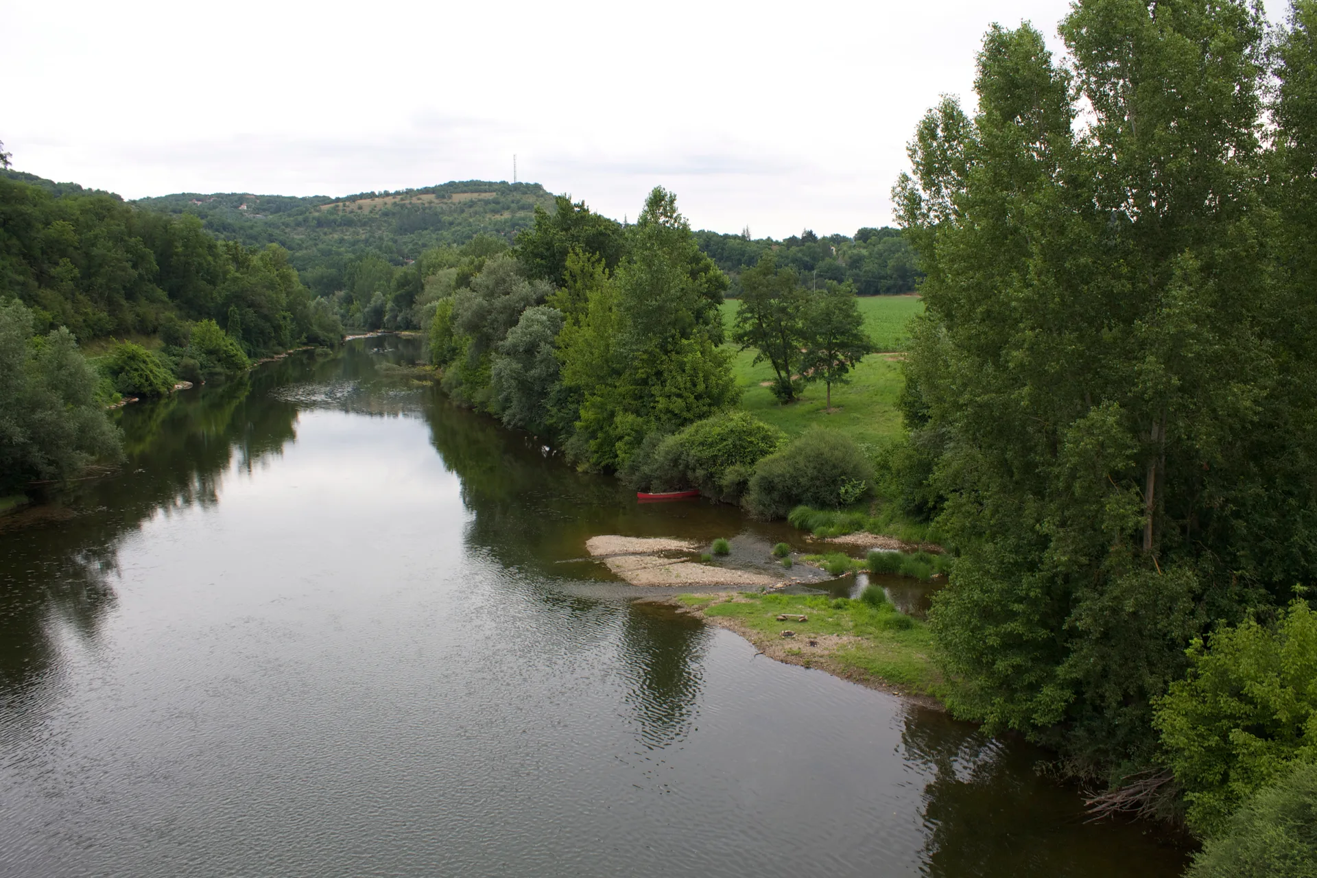 Barrage de Salvagnac Cajarc à Cajarc — À 998 m du lac