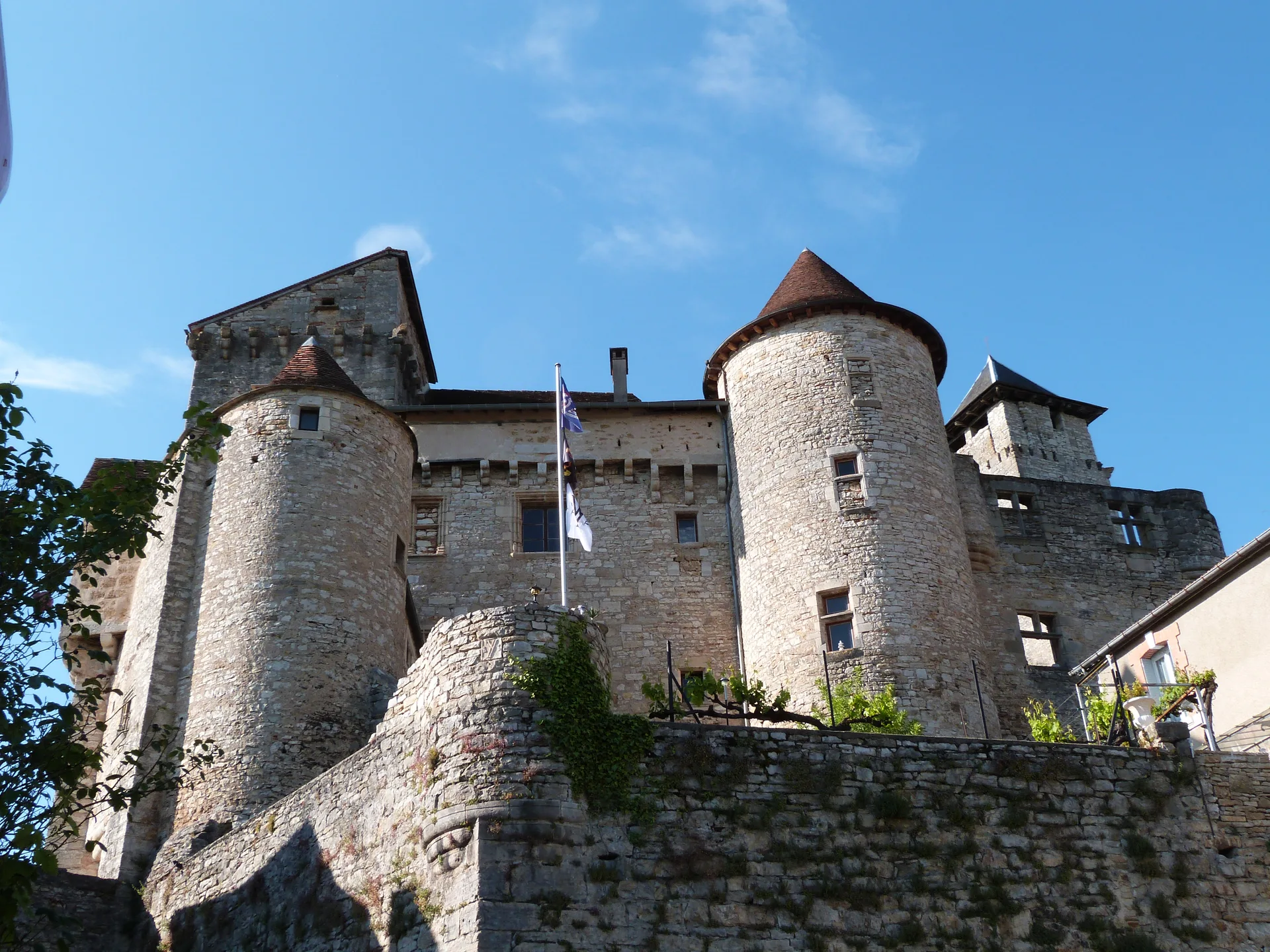 Barrage de Salvagnac Cajarc à Cajarc — À 577 m du lac