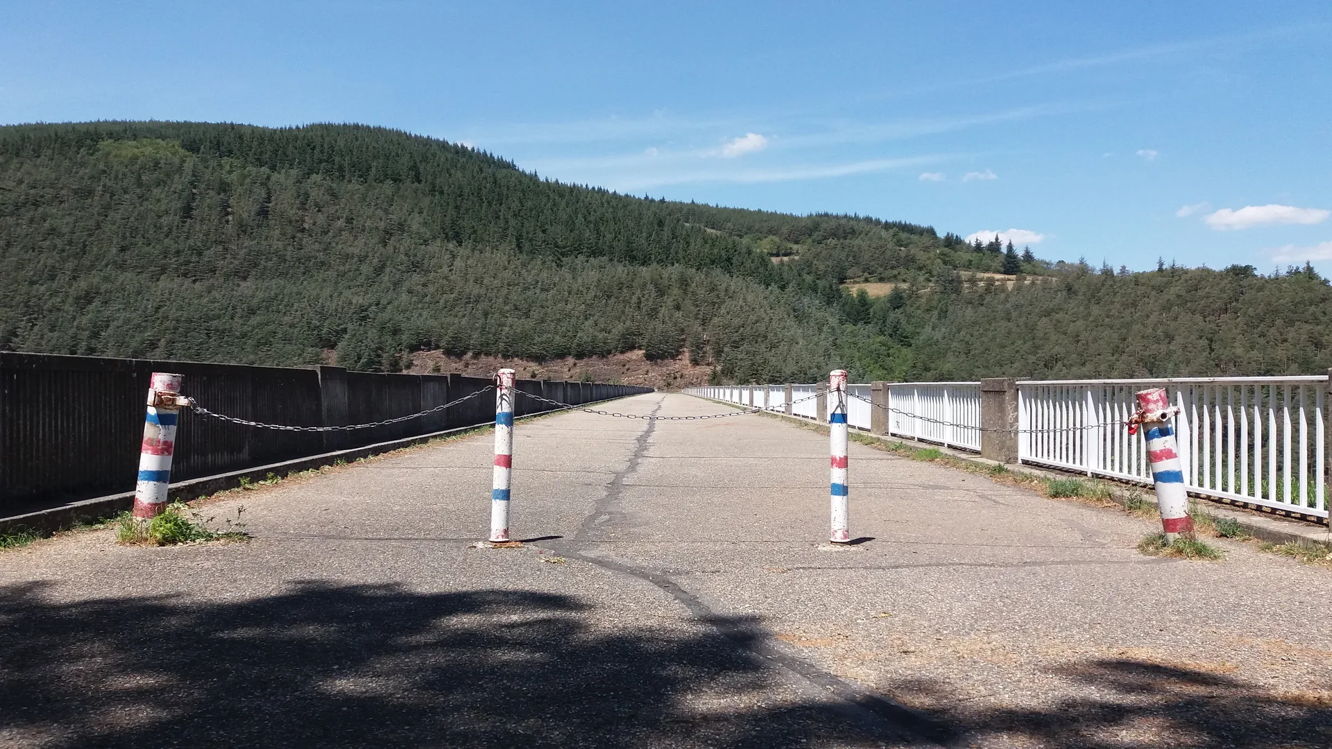 Barrage du Dorlay à Doizieux — Sur le lac