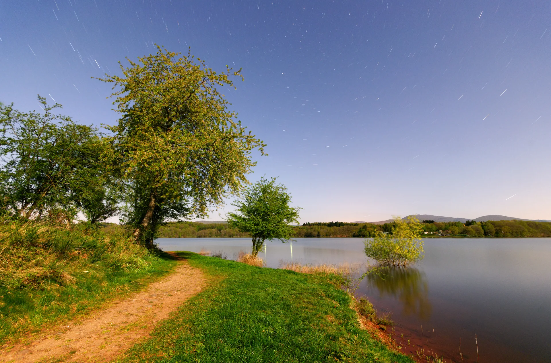 Bassin de Champagney à Champagney — Sur le lac