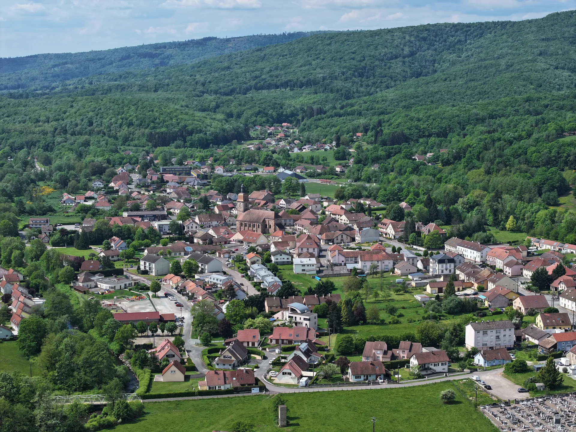Bassin de Champagney à Champagney — À 2,8 km du lac