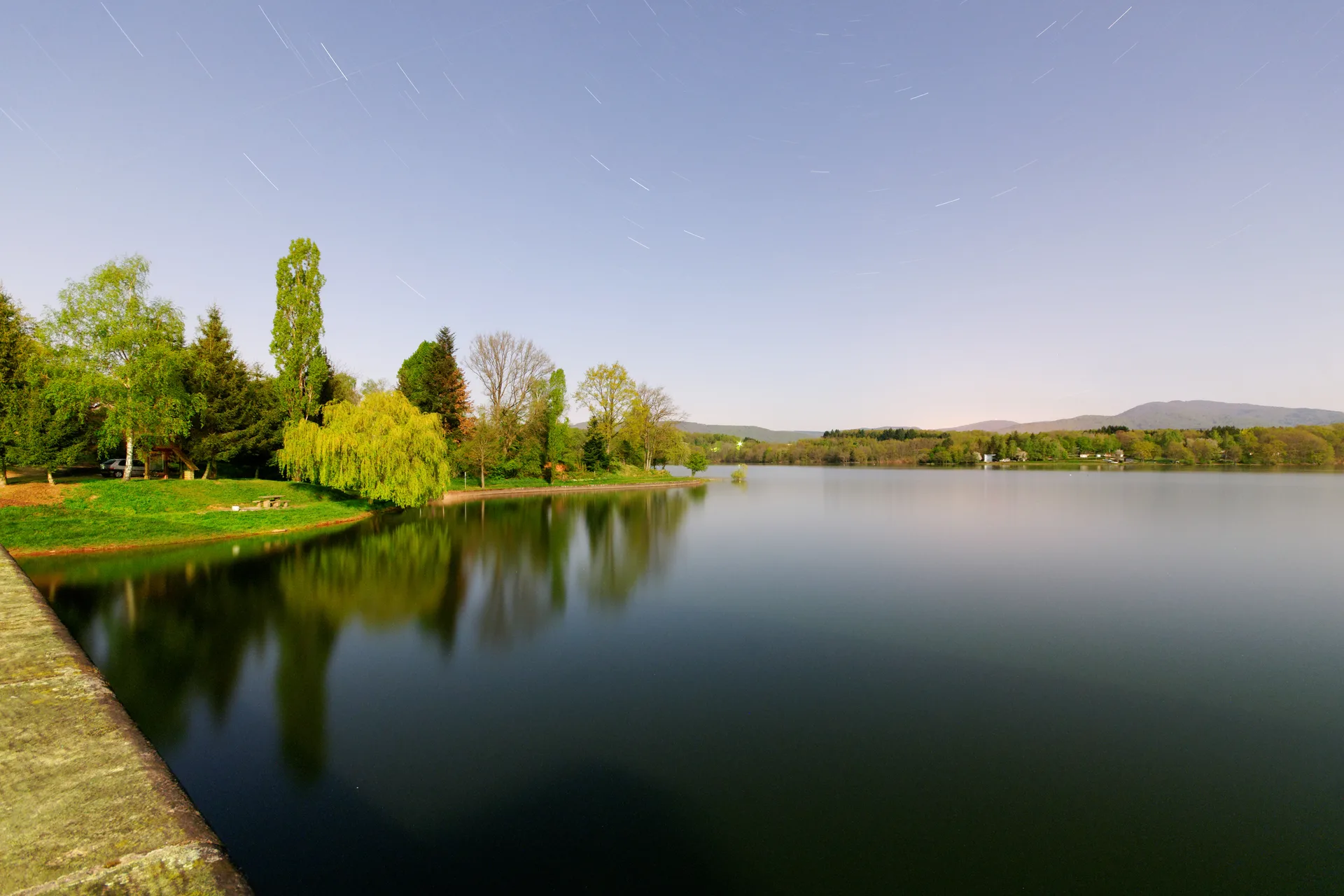 Bassin de Champagney à Champagney — Sur le lac