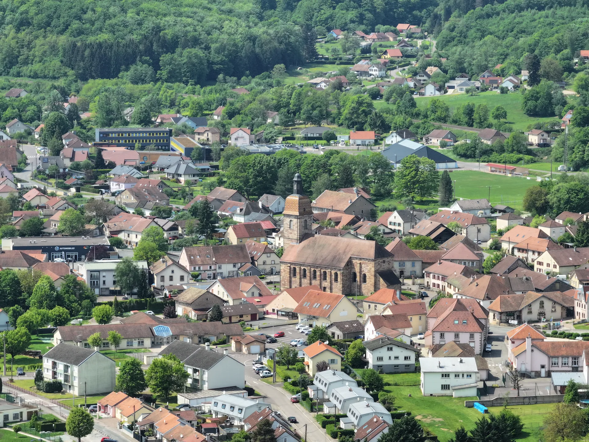 Bassin de Champagney à Champagney — À 2,8 km du lac