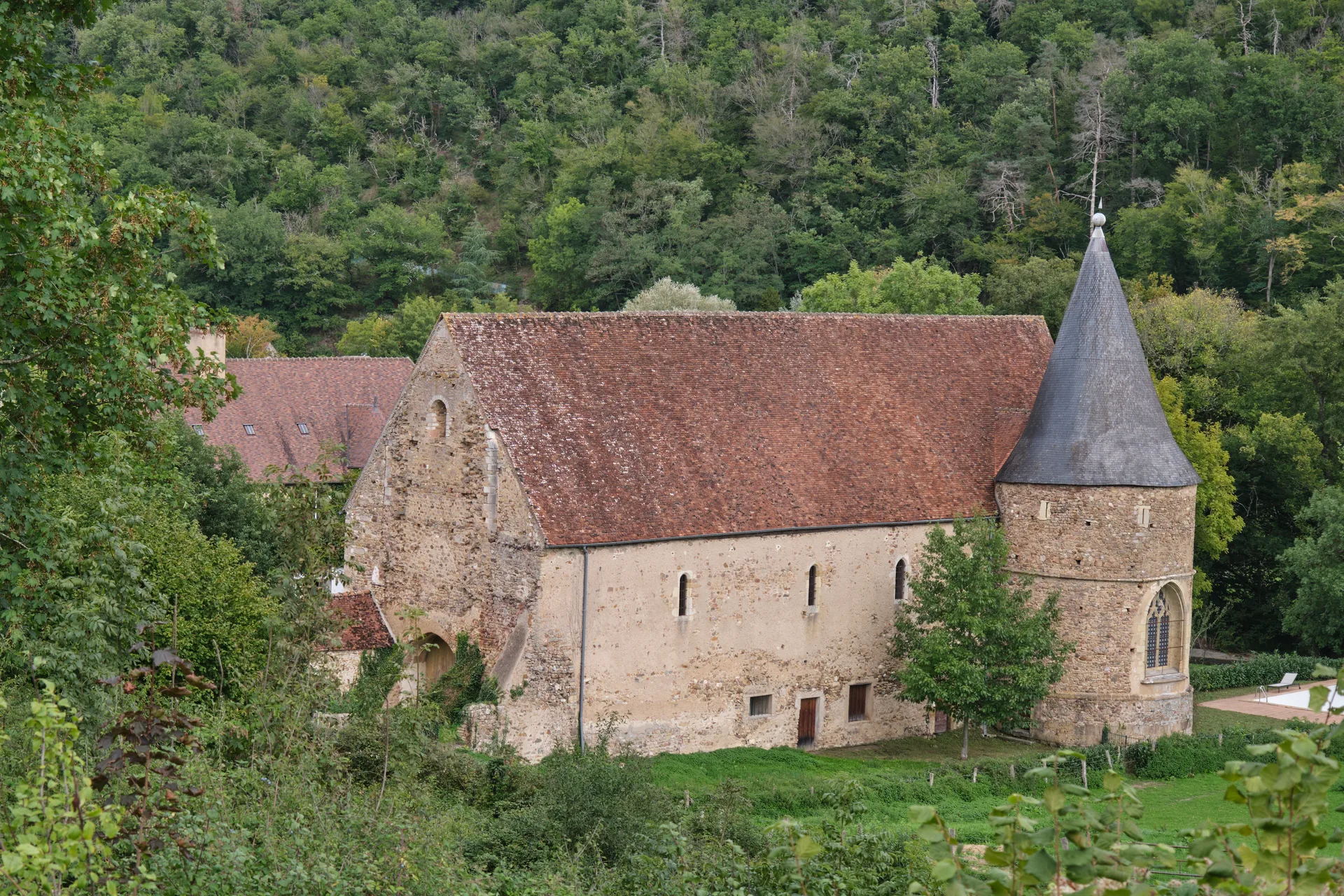 Bassin de Malassis à Domecy-sur-Cure — À 1,1 km du lac