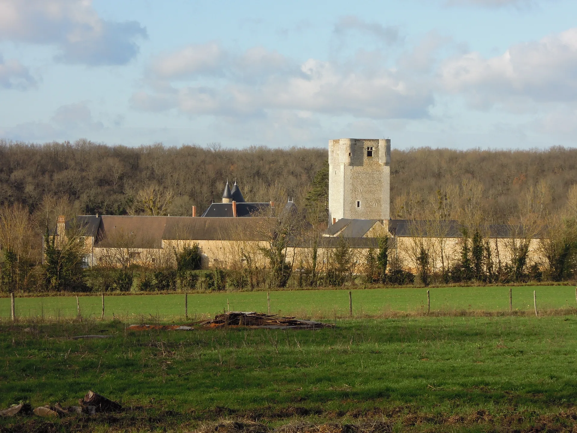 Domaine de la Chaise à Mosnay — À 2,1 km du lac