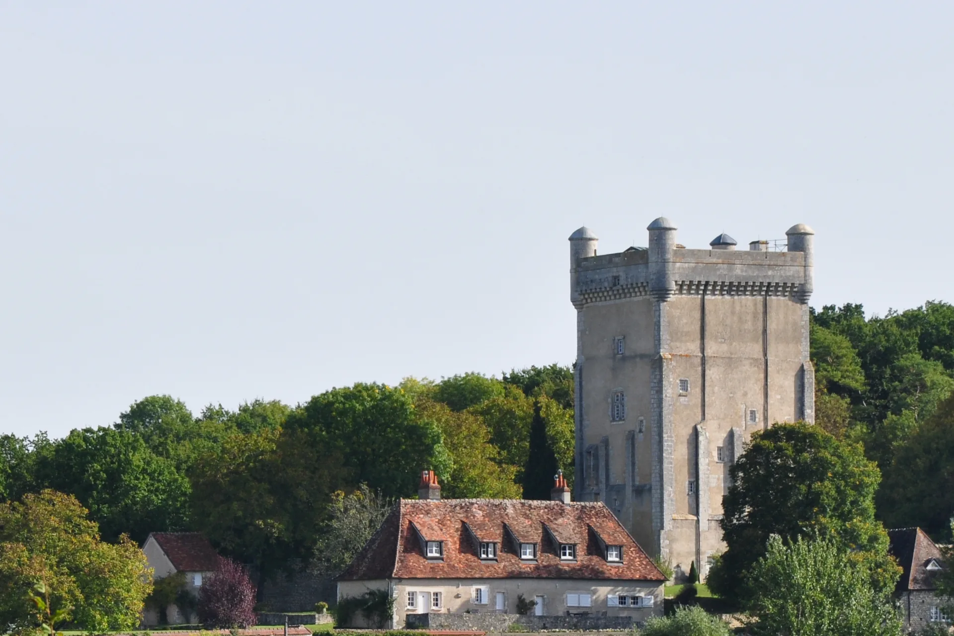 Domaine de la Chaise à Mosnay — À 2,9 km du lac