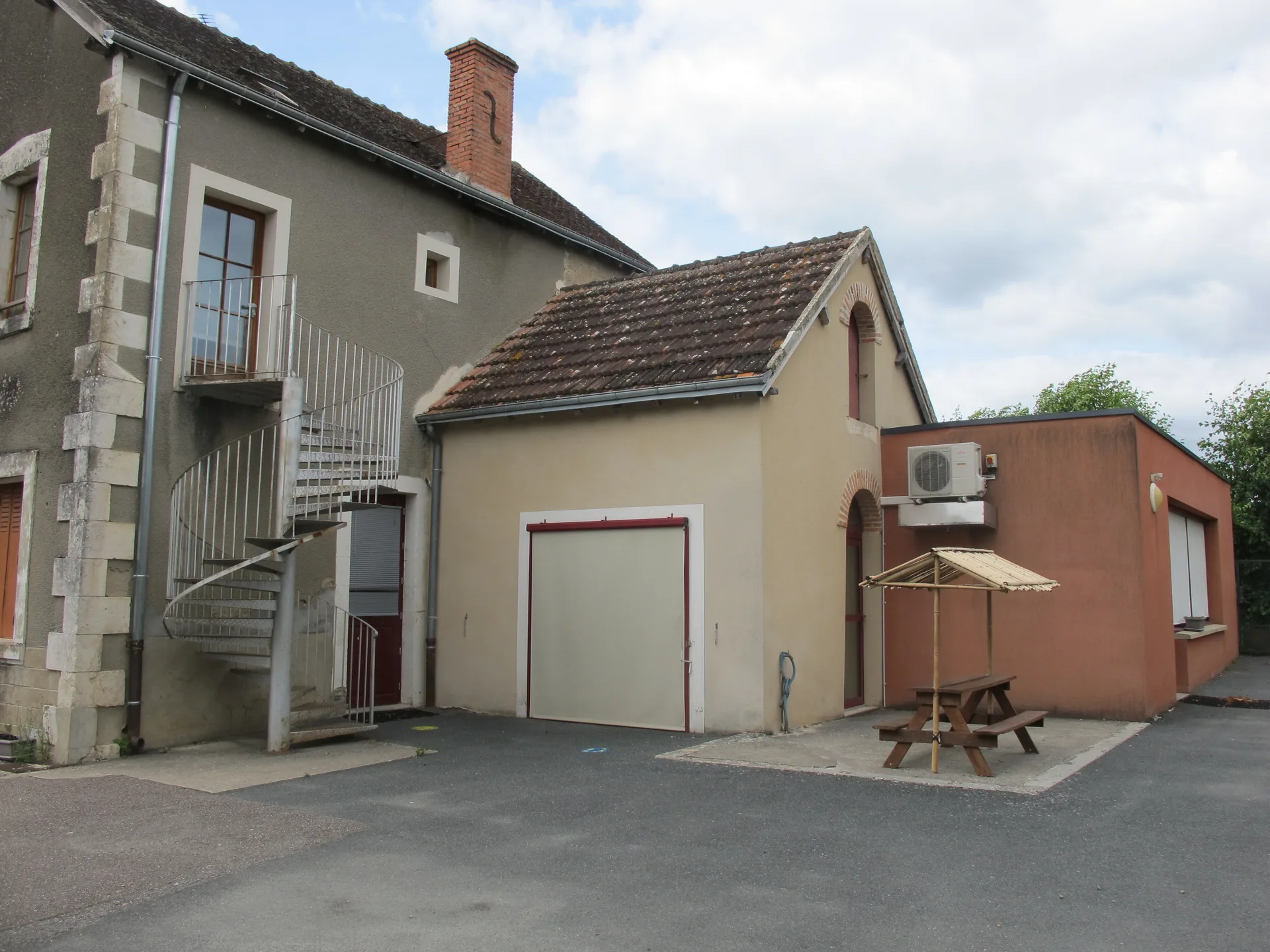 Domaine de Lanscome à Vendœuvres — À 3,9 km du lac