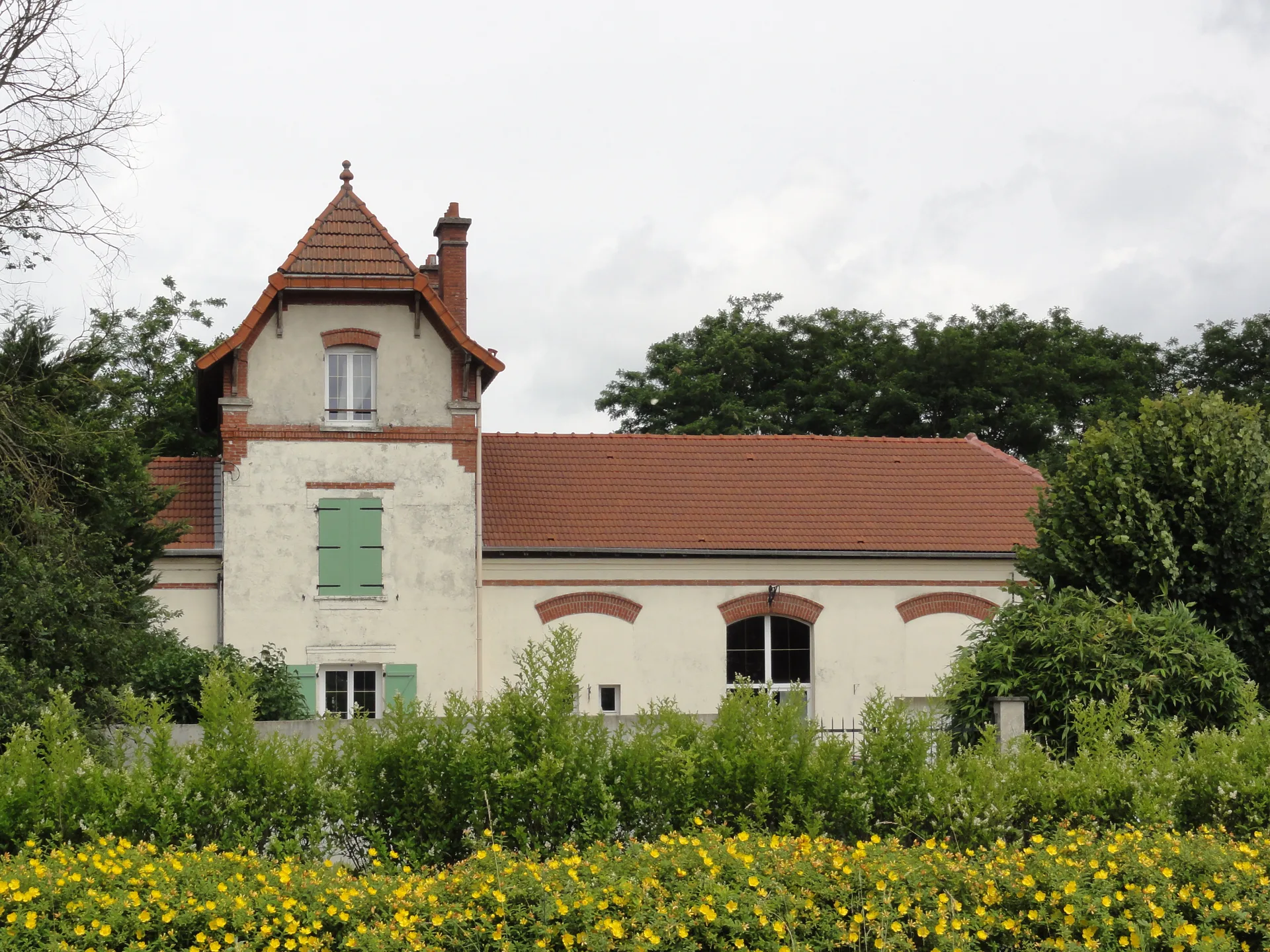Domaine des Etangs à Ciry-Salsogne — À 1,5 km du lac