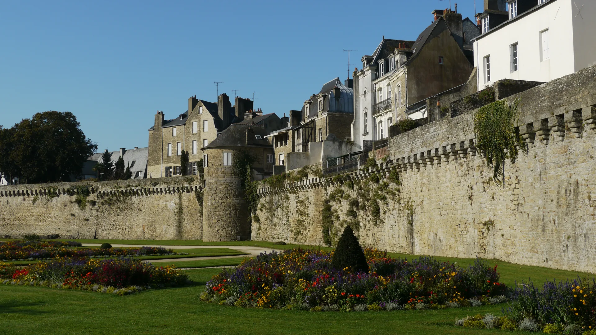 Étang au Duc à Vannes — À 749 m du lac