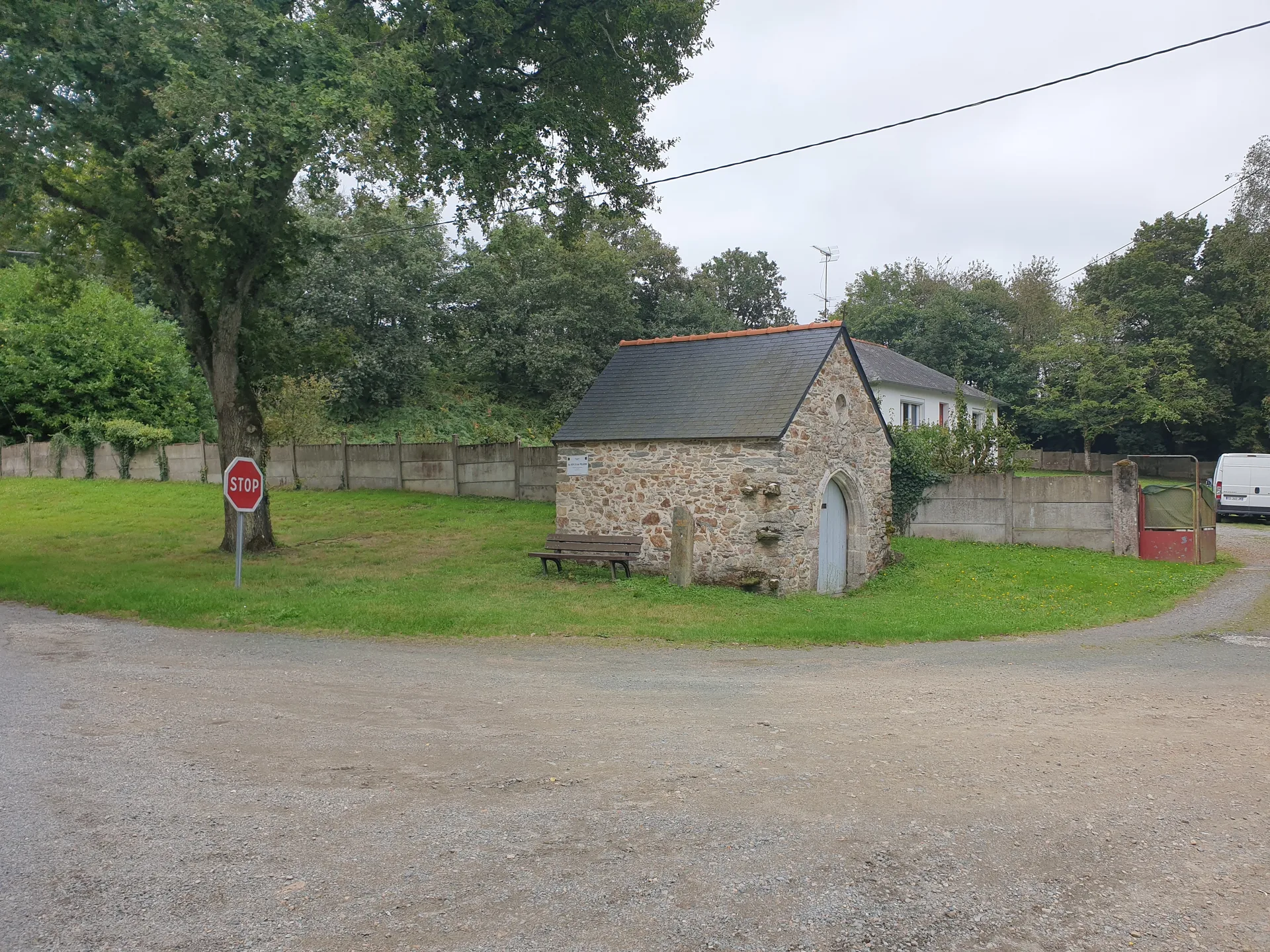 Etang au Mee à Saint-Nicolas-de-Redon — À 2,0 km du lac