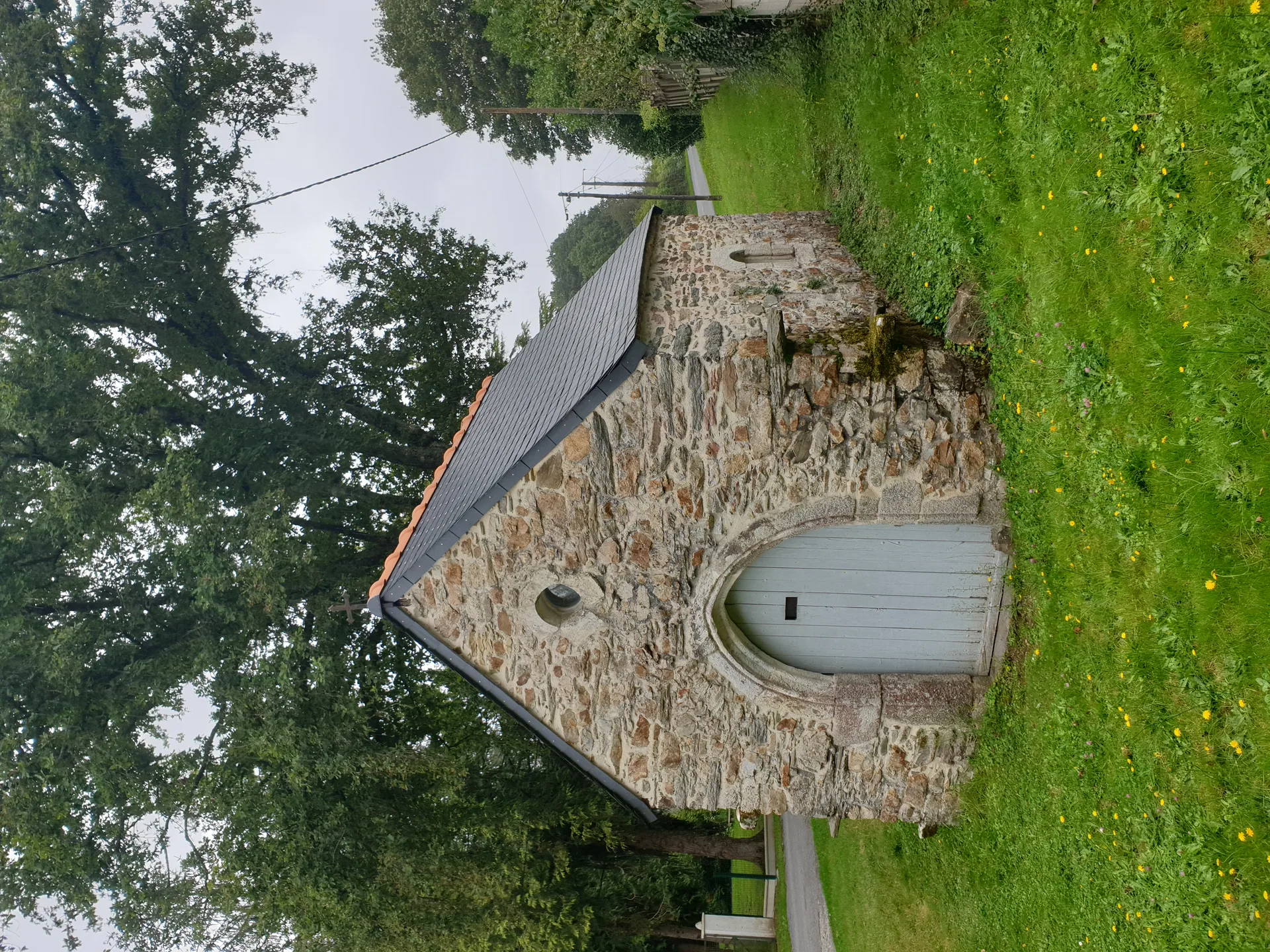 Etang au Mee à Saint-Nicolas-de-Redon — À 2,0 km du lac