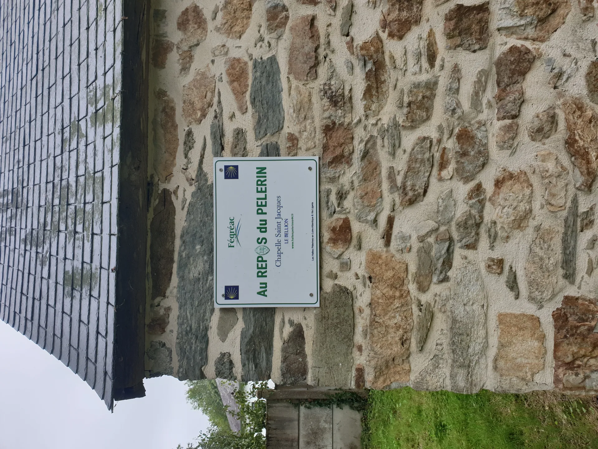 Etang au Mee à Saint-Nicolas-de-Redon — À 2,0 km du lac