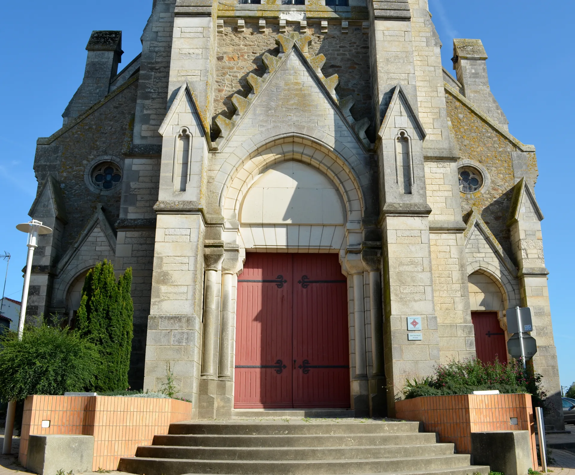 Étang communal de Aizenay à Aizenay — À 1,7 km du lac