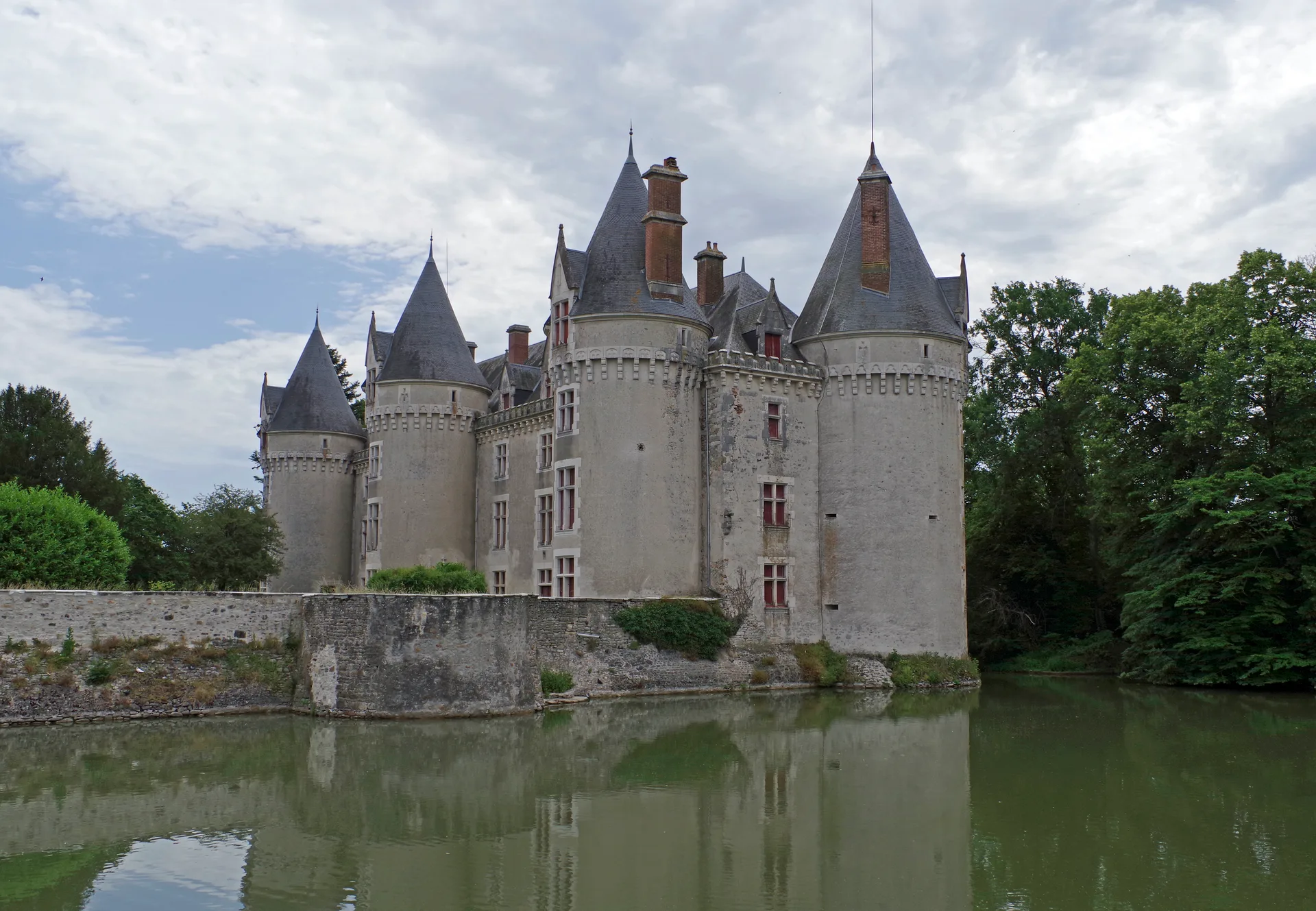 Etang communal de Bourg Archambault à Bourg-Archambault — À 1,3 km du lac