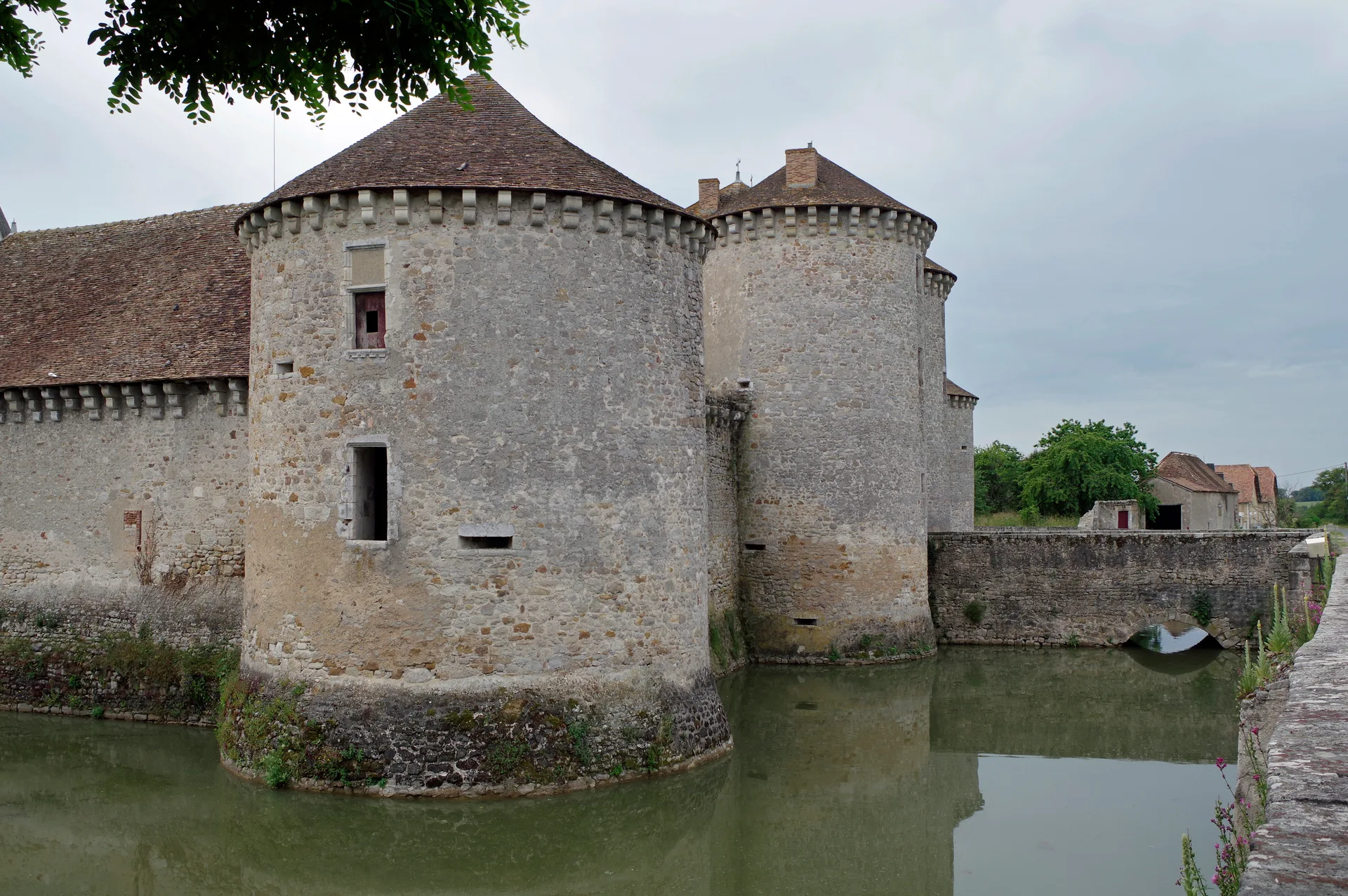 Etang communal de Bourg Archambault à Bourg-Archambault — À 1,2 km du lac