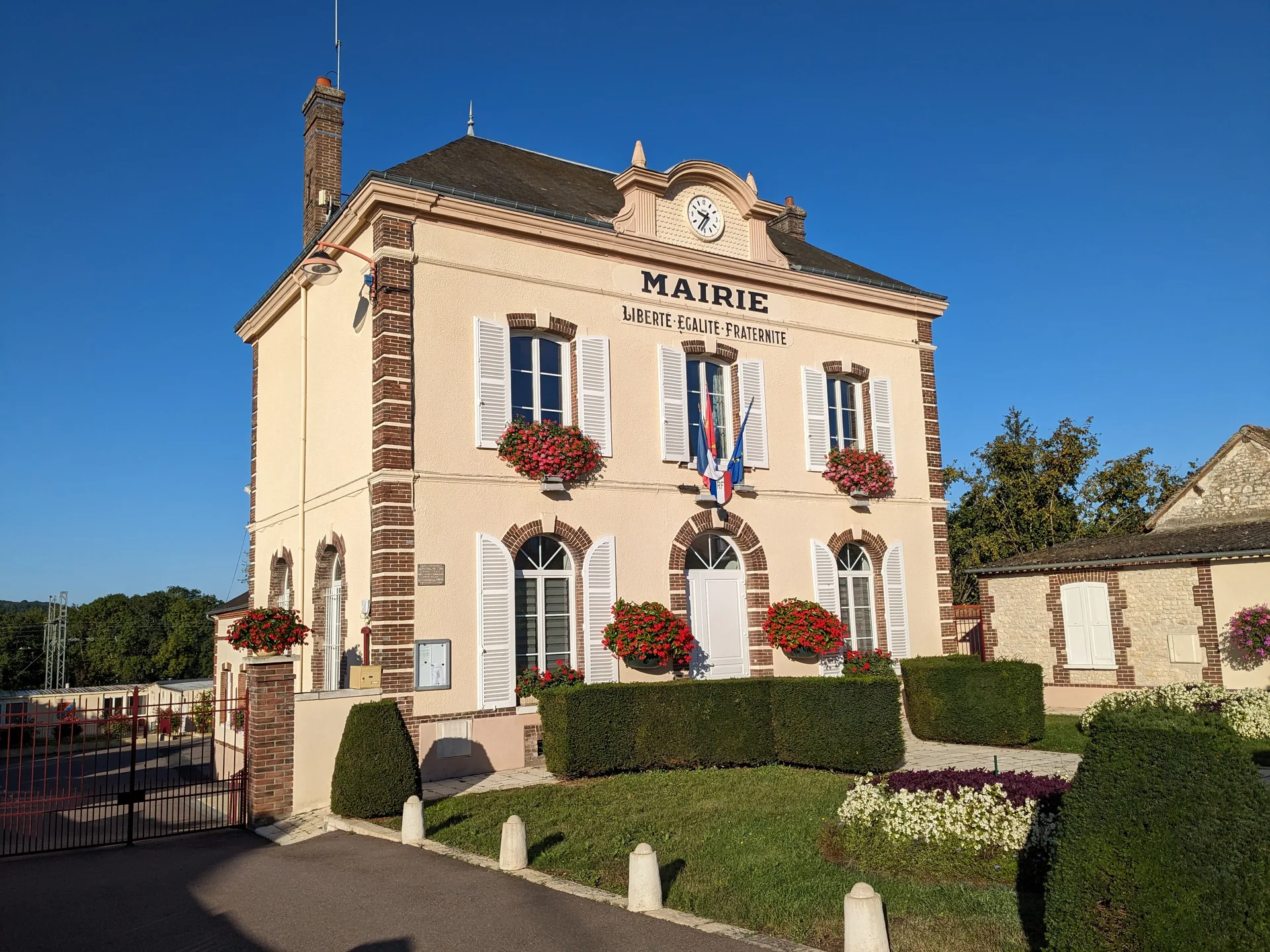 Etang communal de Bueil à Bueil — À 791 m du lac