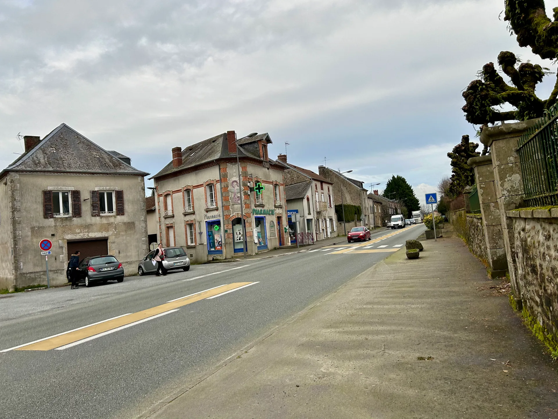 Etang communal de Montulat à Saint-Sornin-Leulac — À 3,3 km du lac