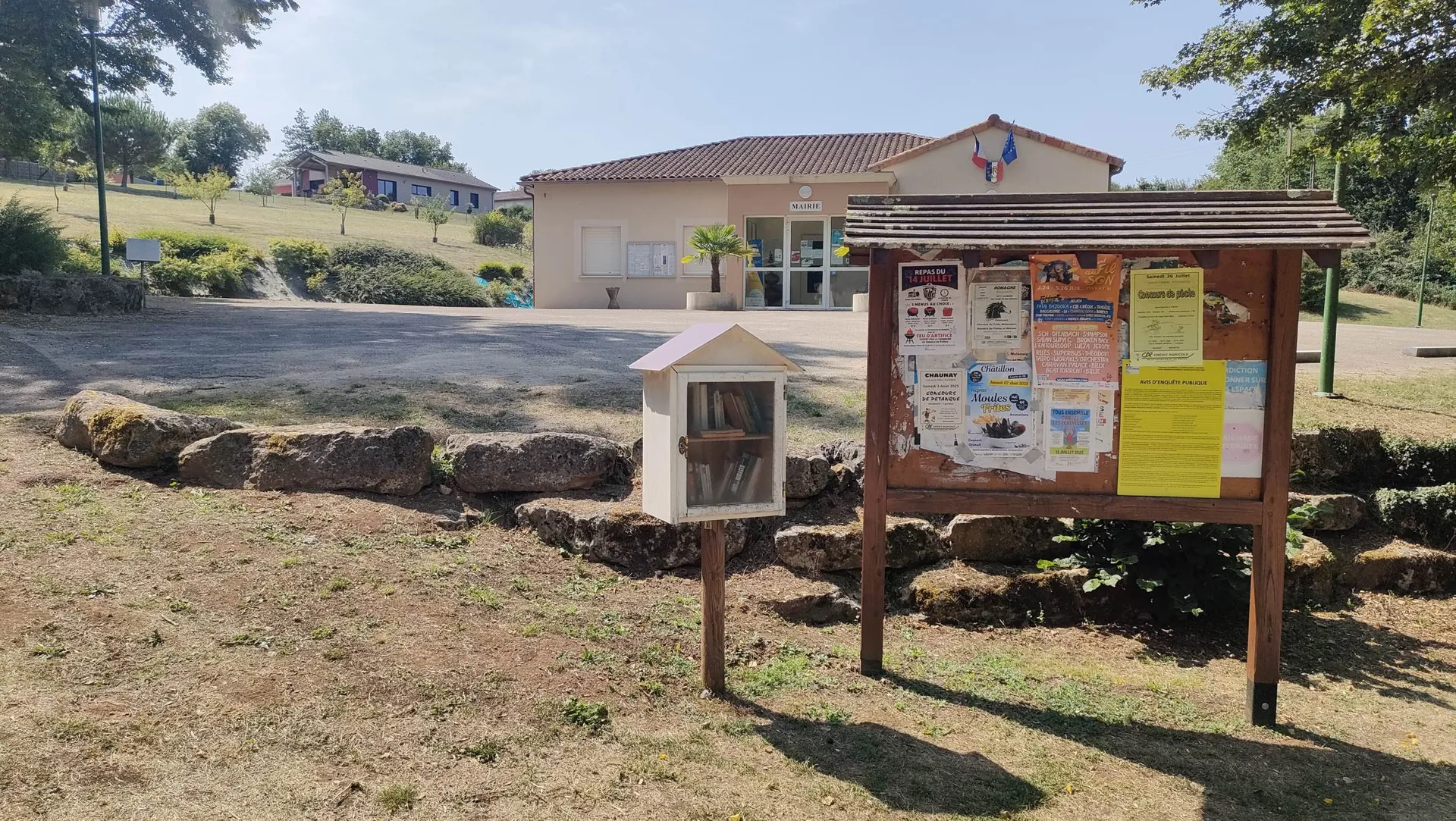 Etang communal de Payre à Valence-en-Poitou — À 3,1 km du lac