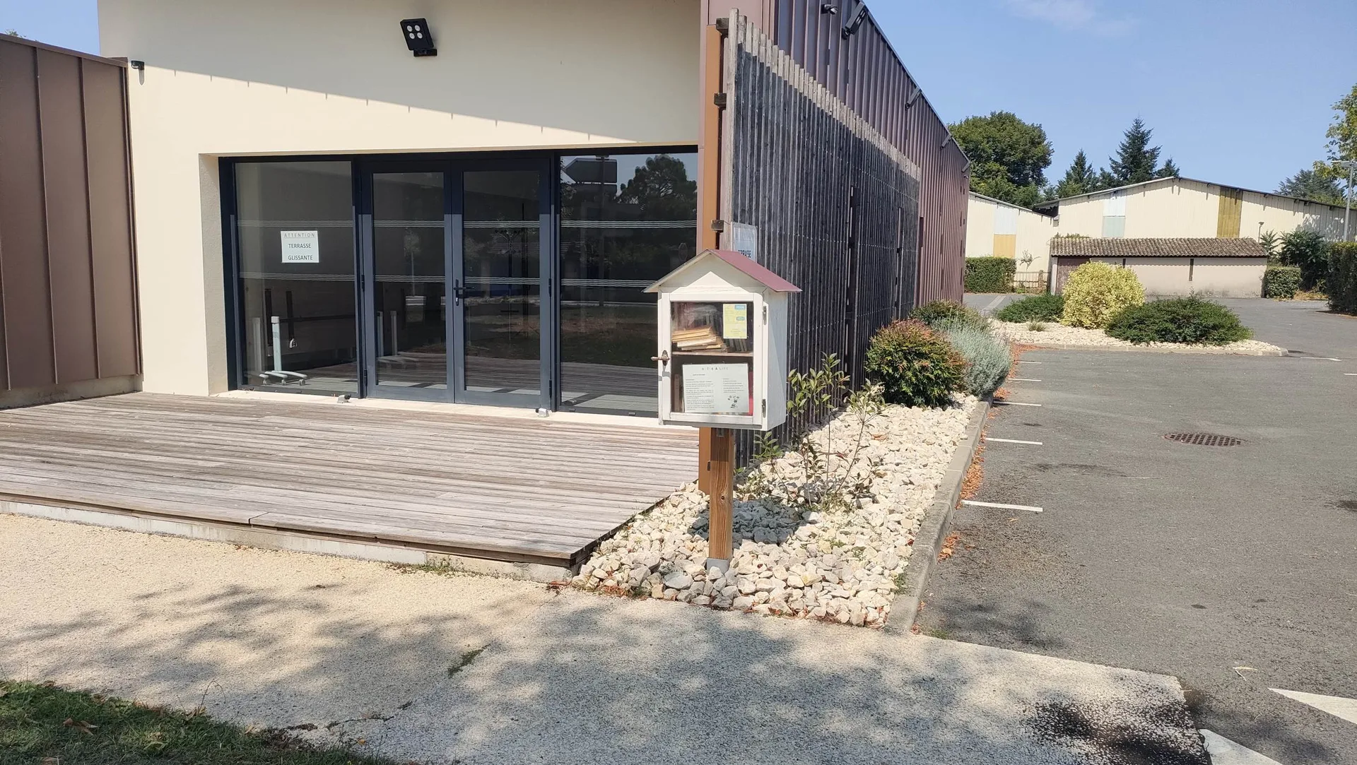 Etang communal de Payre à Valence-en-Poitou — À 3,4 km du lac