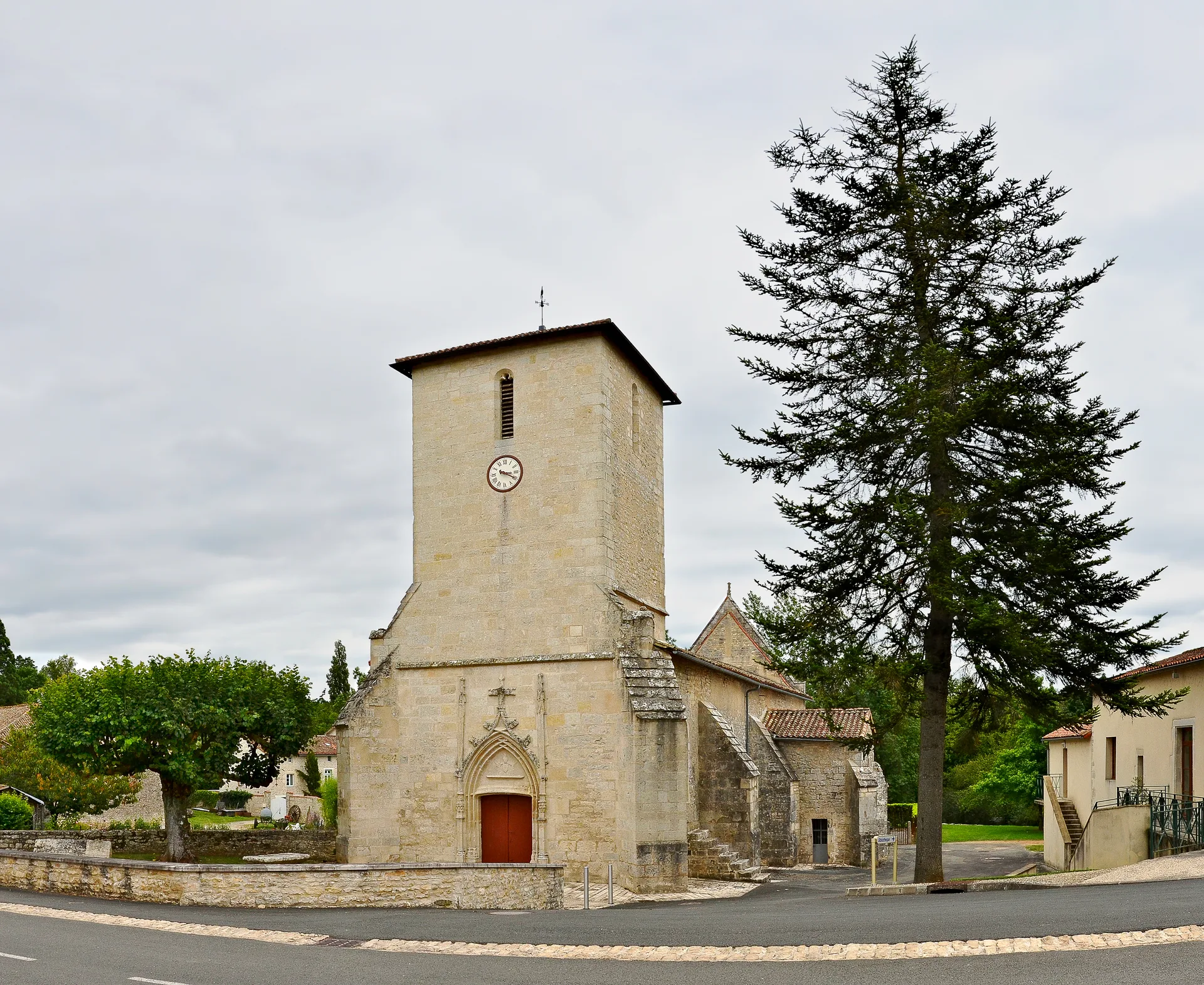 Etang communal de Saint Macou à Val-de-Comporté — À 476 m du lac