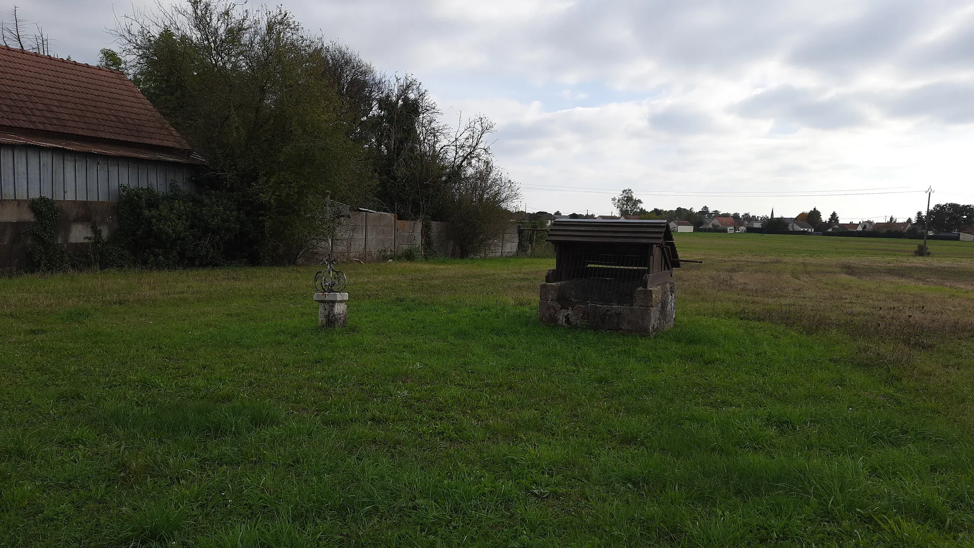 Etang communal de Trainou à Traînou — À 3,9 km du lac