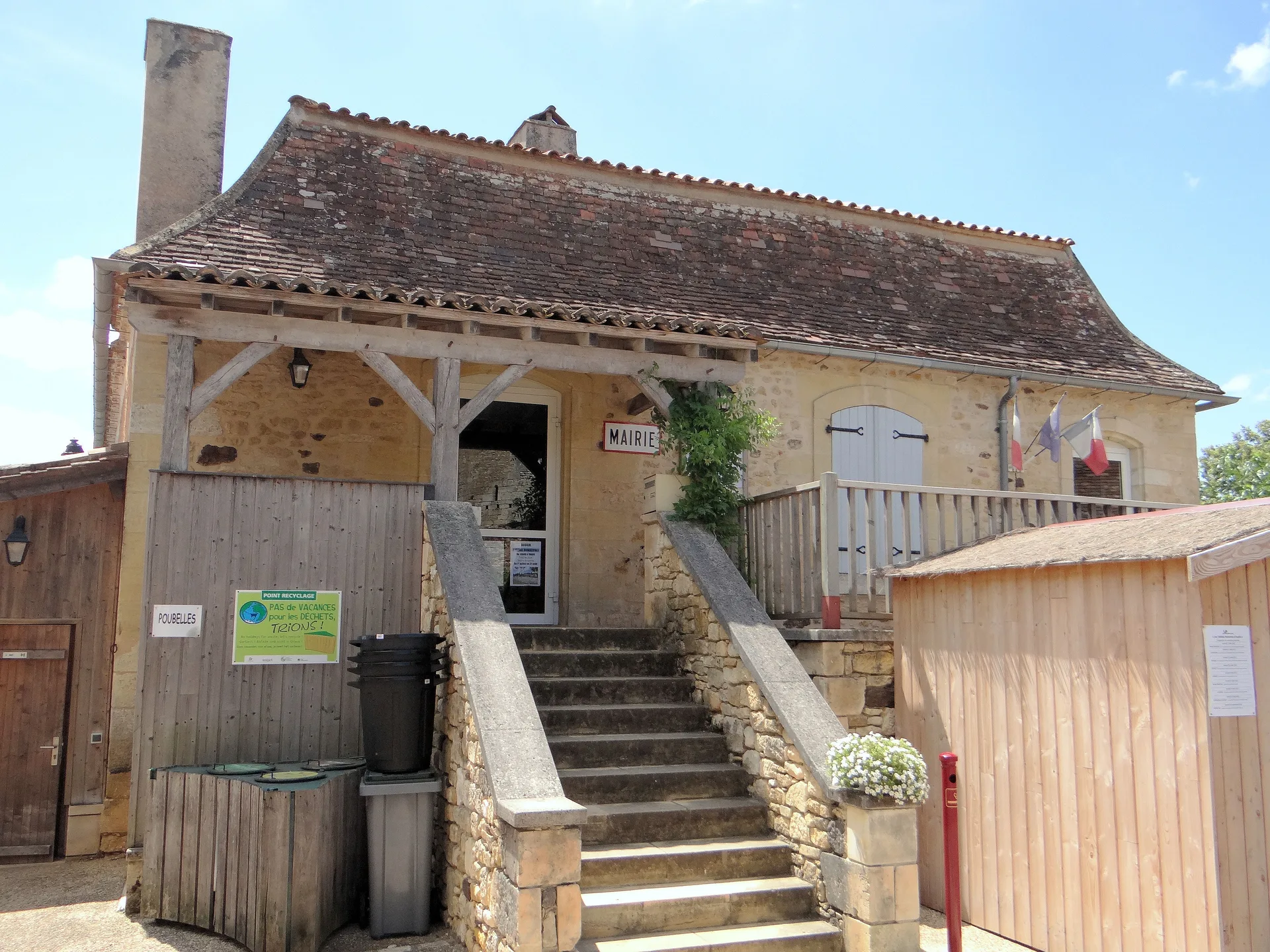 Etang Communal du Bos à Saint-Chamassy — À 2,3 km du lac