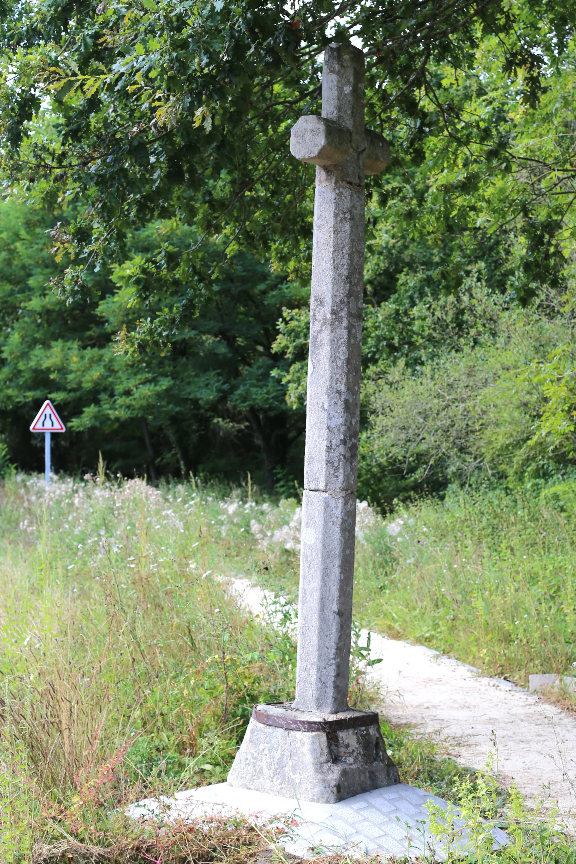 Etang communal. Gilles DE BEL AIR à Noyal-Châtillon-sur-Seiche — Sur le lac