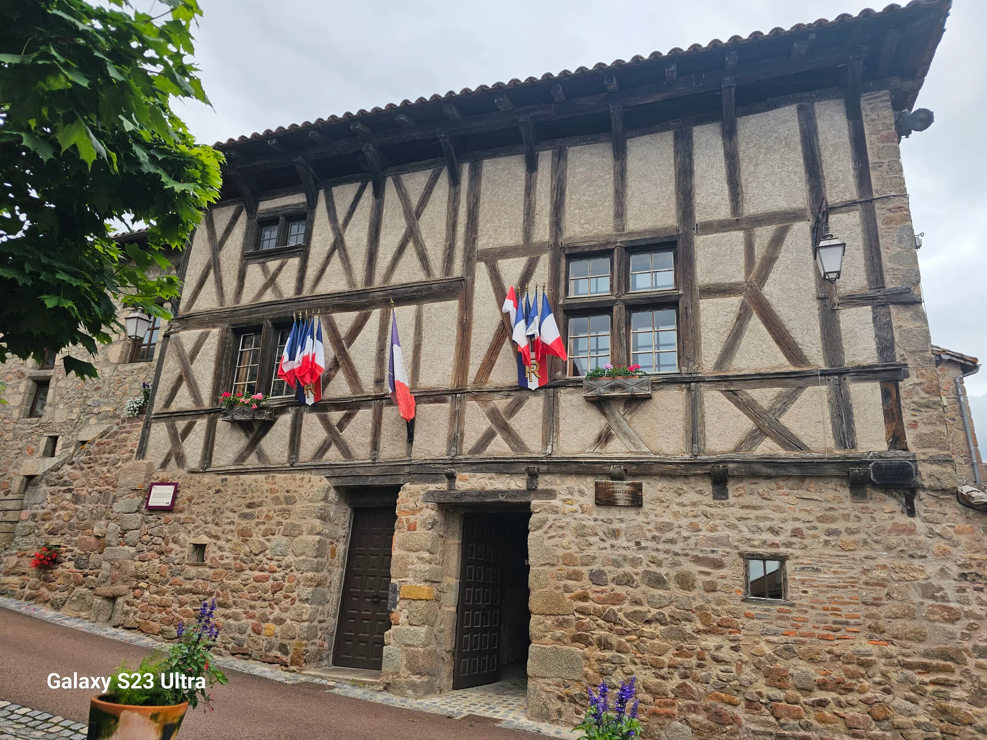Etang d'Arçon à Vivans — À 3,7 km du lac
