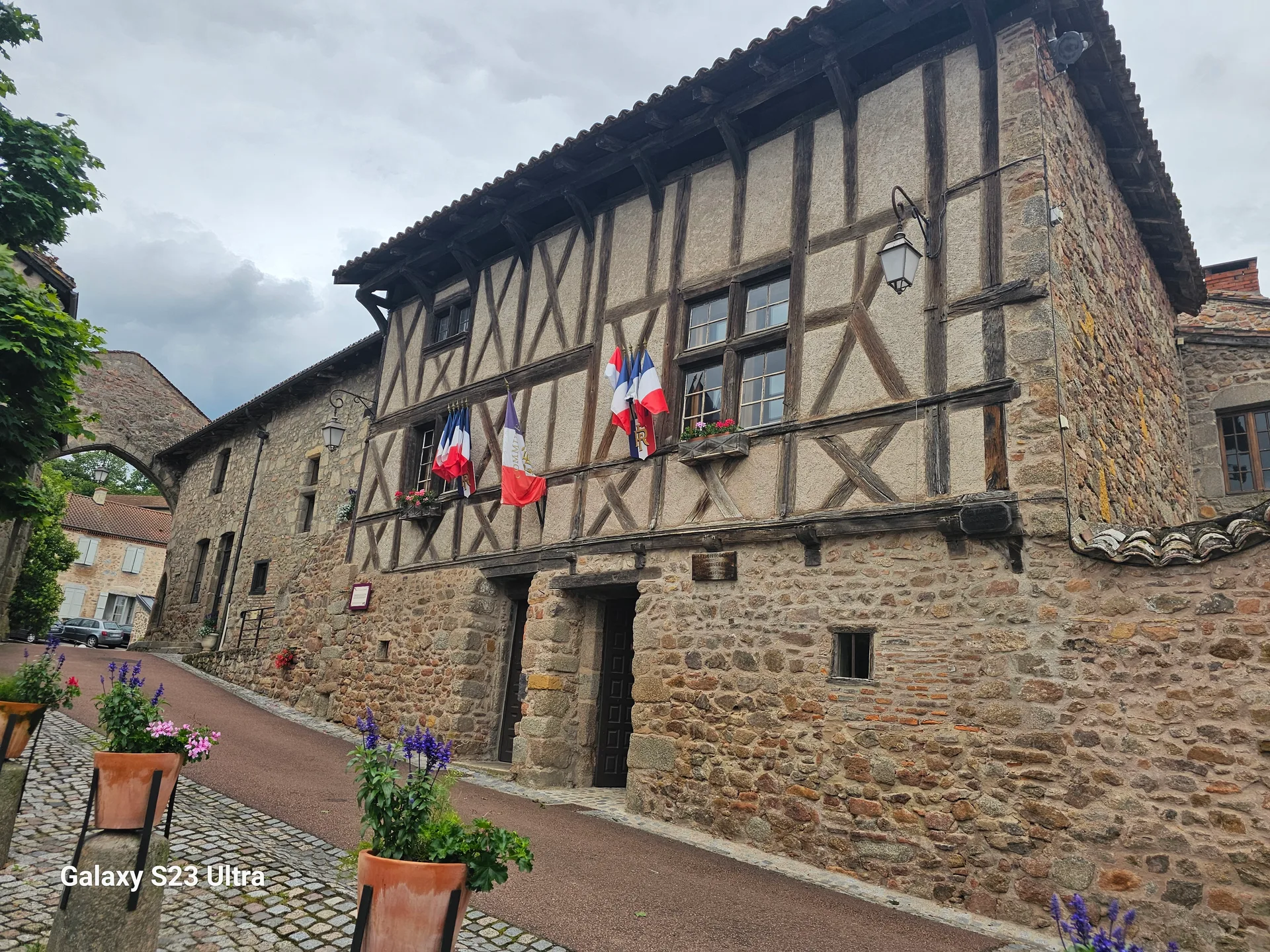 Etang d'Arçon à Vivans — À 3,7 km du lac