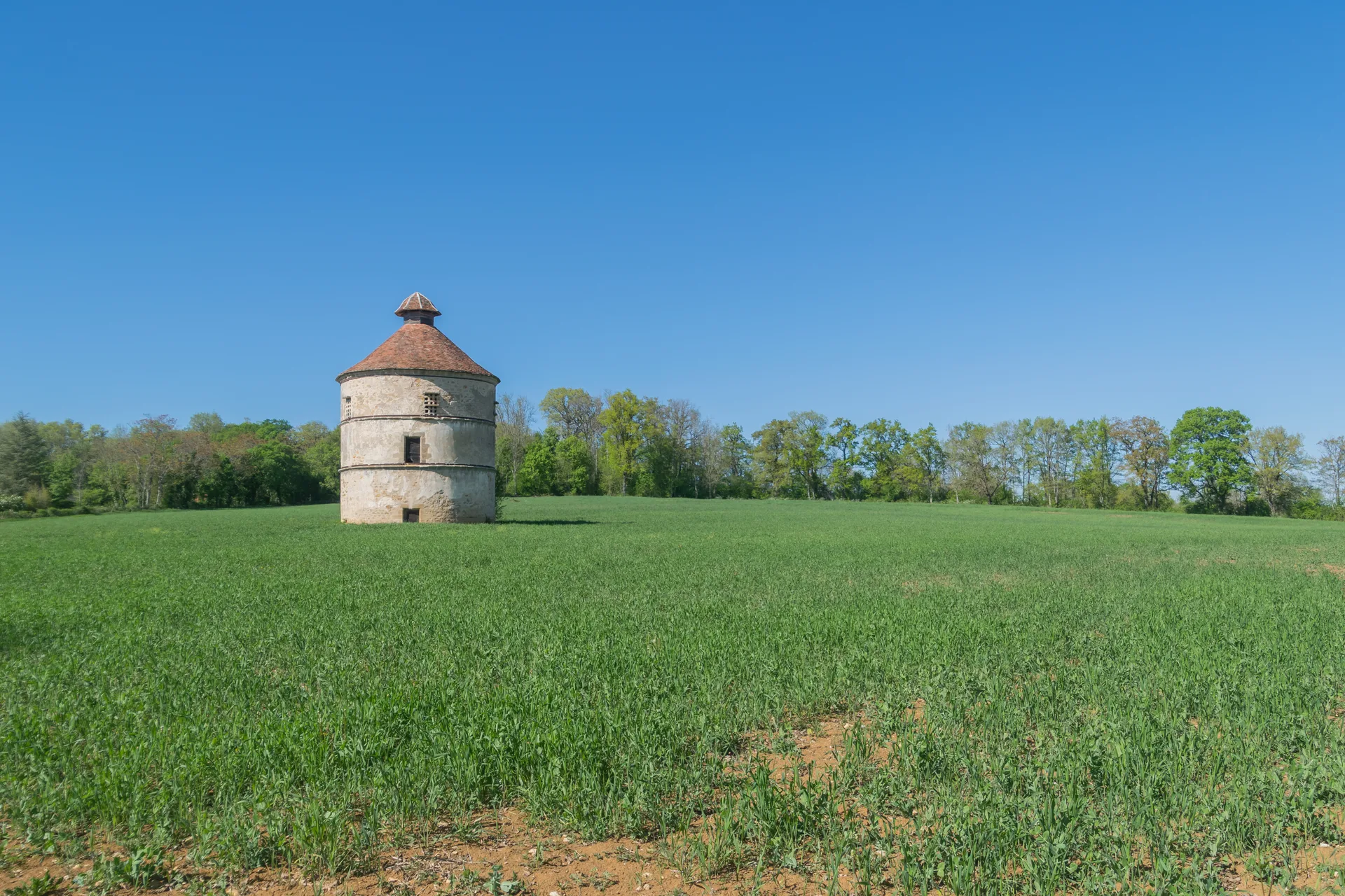 Etang d'Assier à Assier — Sur le lac