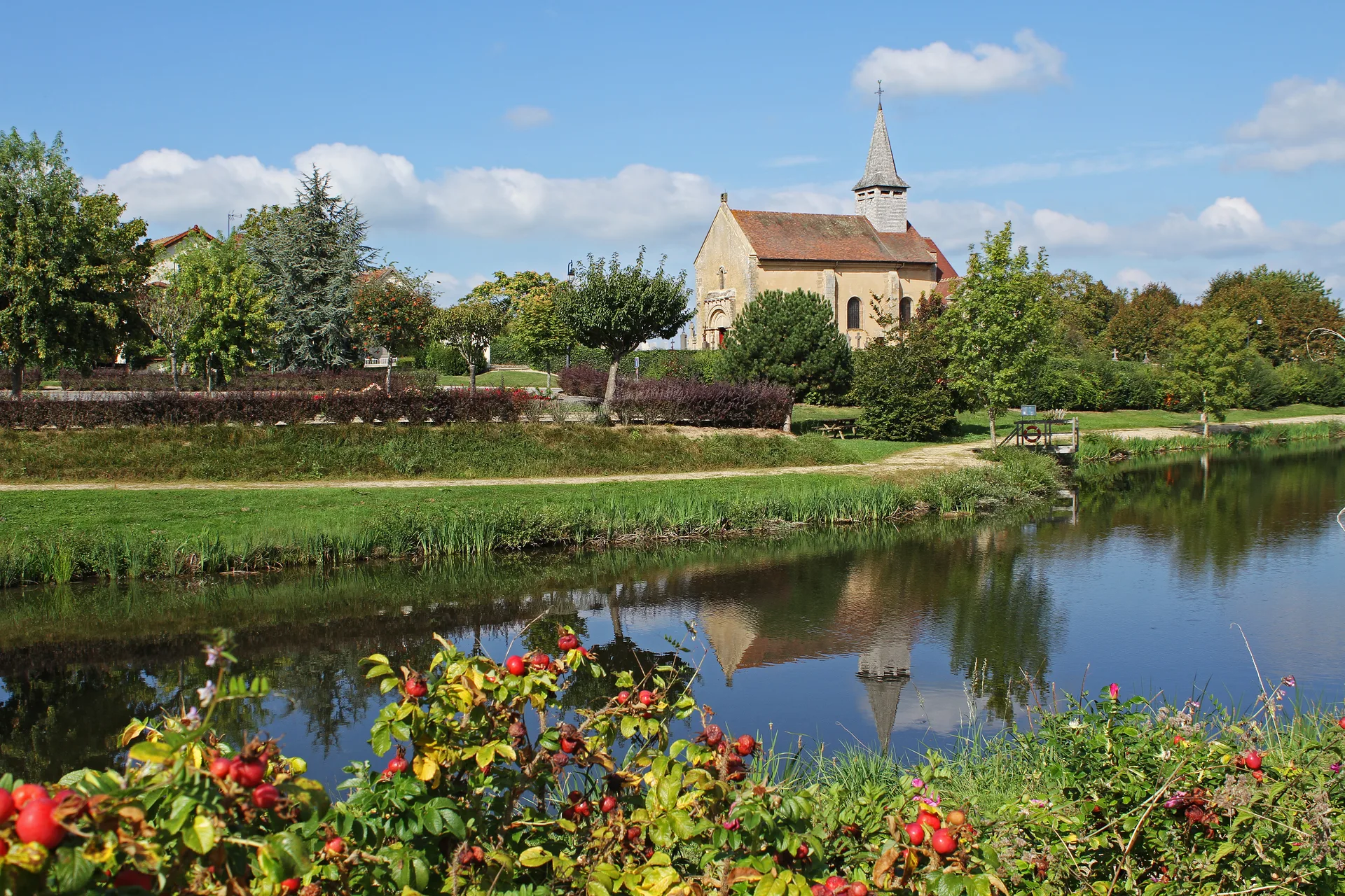 Etang d'Aubigny à Aubigny — Sur le lac