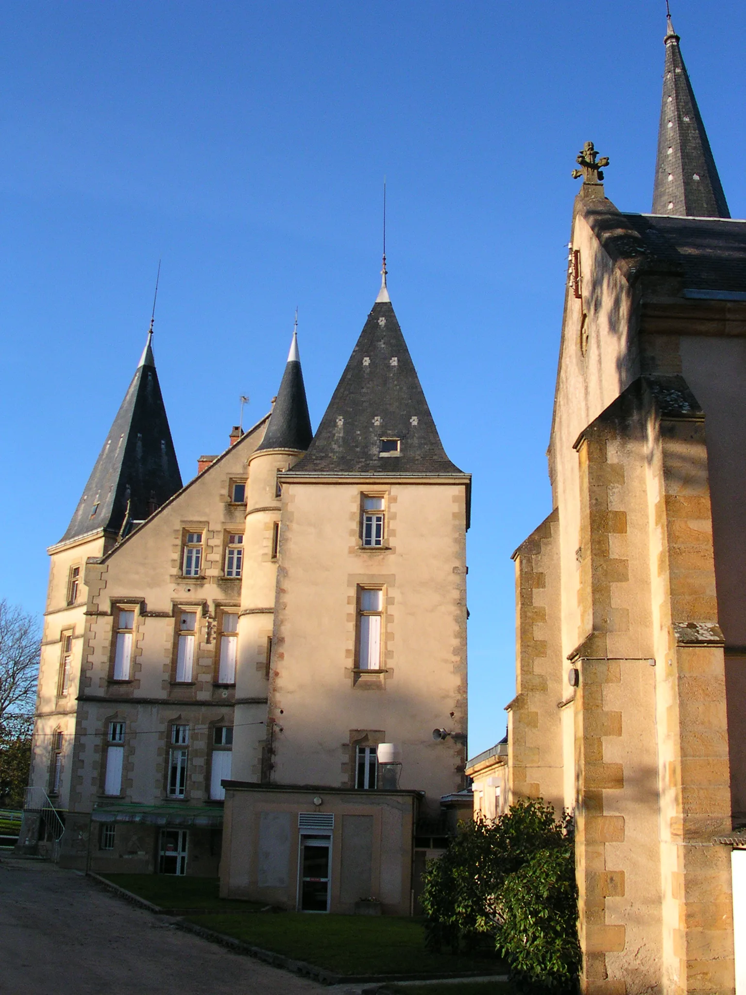 Etang d'Aubigny à Aubigny — À 728 m du lac