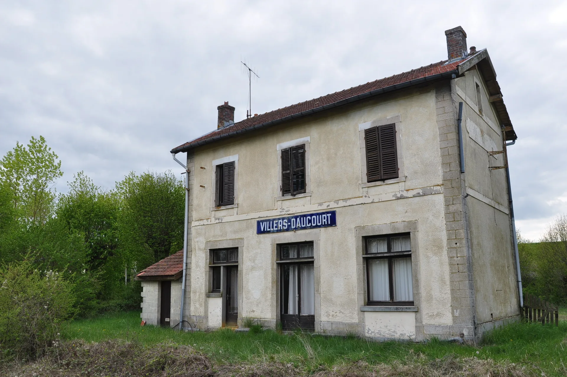 Etang d'Elise à Élise-Daucourt — À 4,3 km du lac