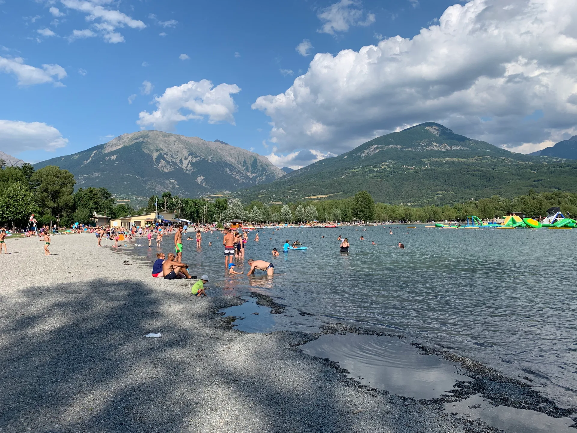 Etang d'Embrun à Embrun — Sur le lac