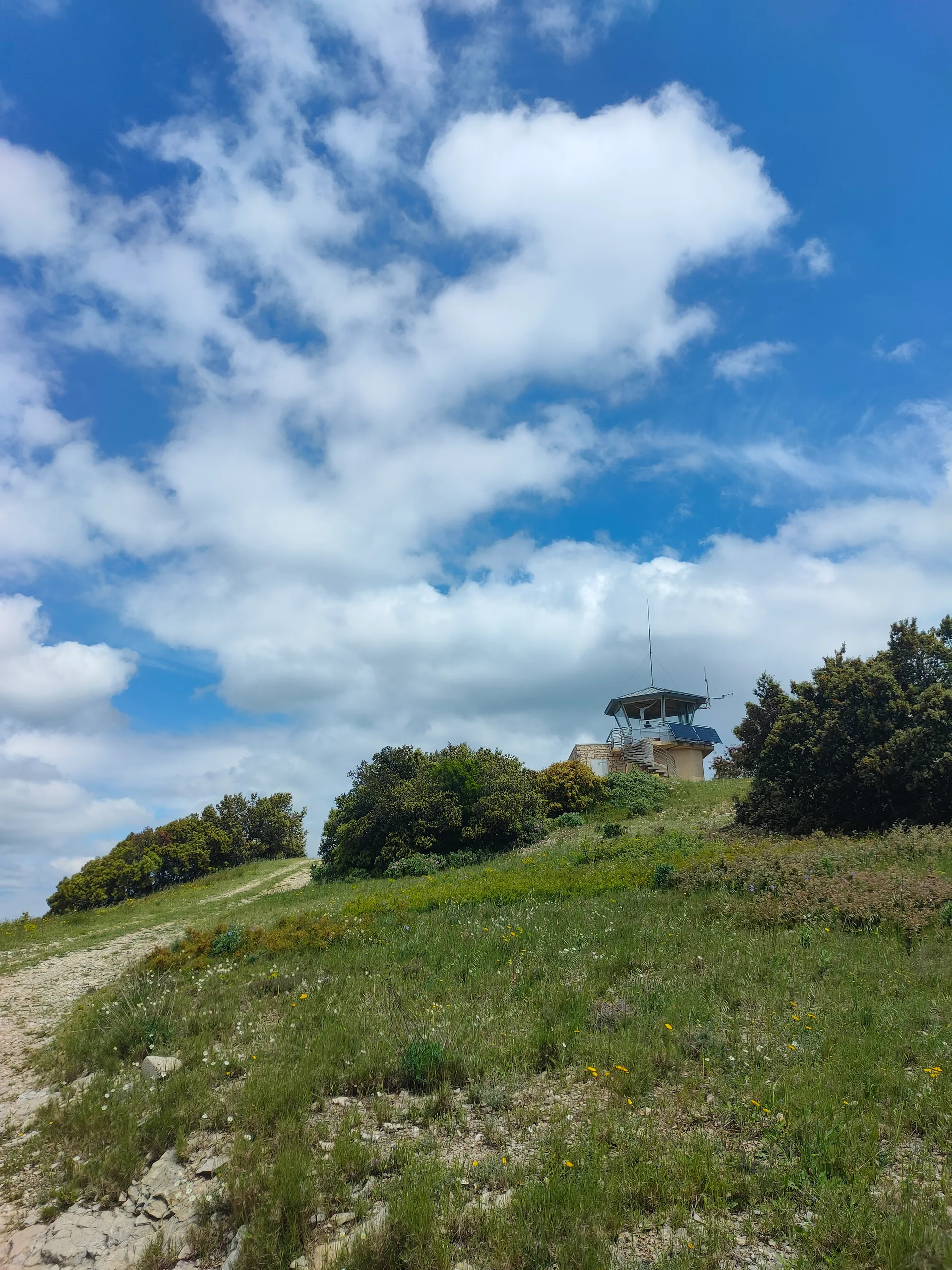 Etang d'Entressen à Istres — À 4,4 km du lac