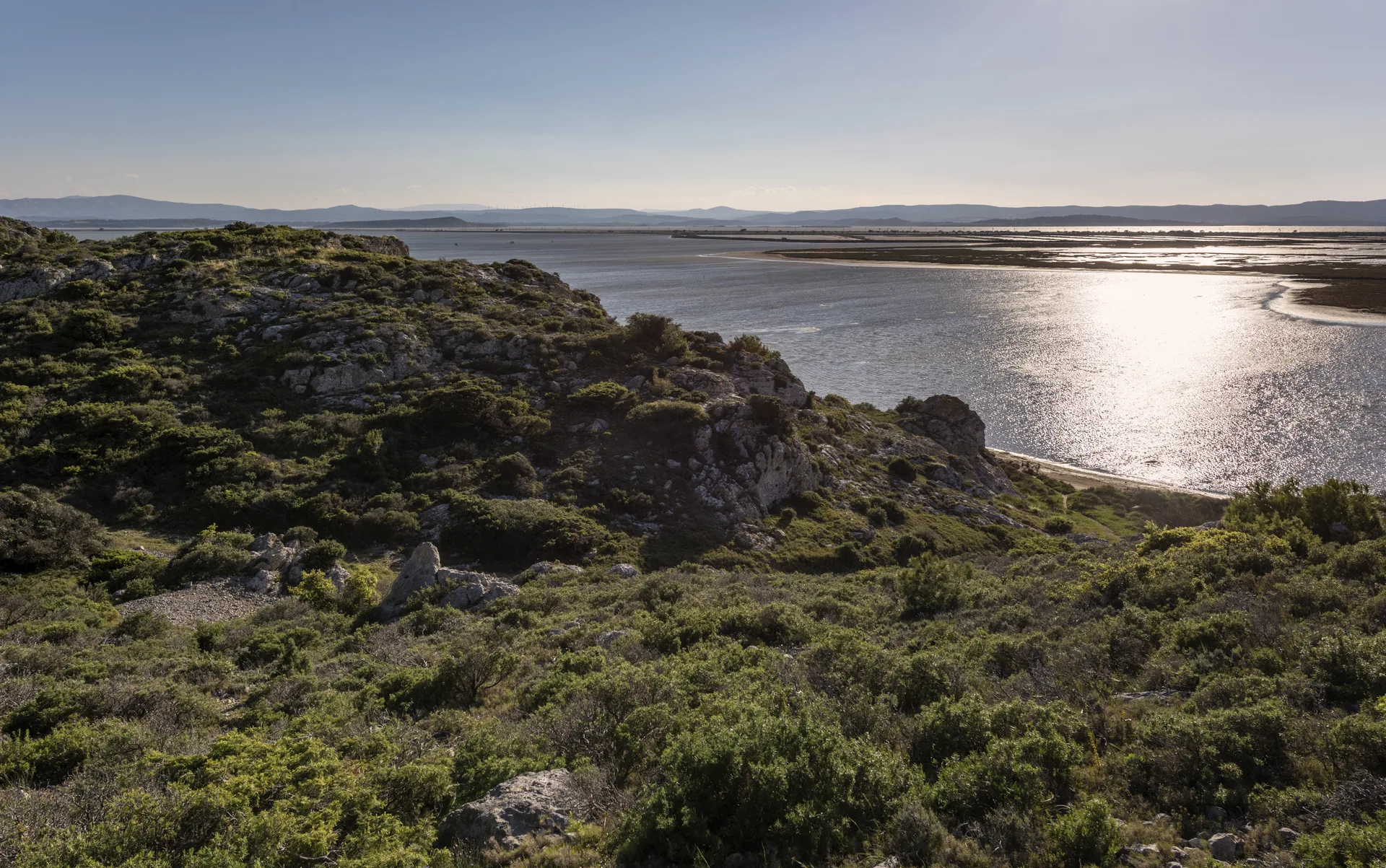 Étang de Bages-Sigean à Gruissan — À 1,5 km du lac