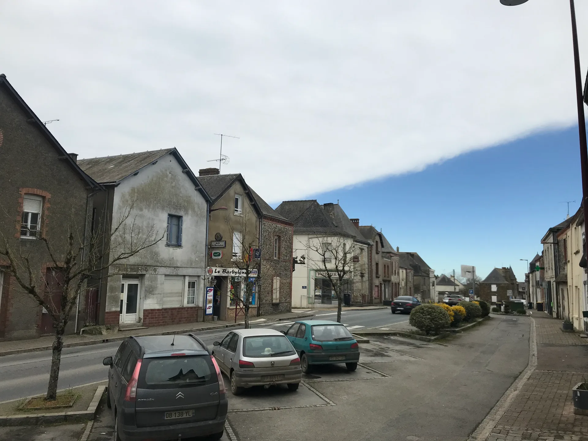 Etang de Beaumont à Saint-Julien-de-Vouvantes — À 2,5 km du lac