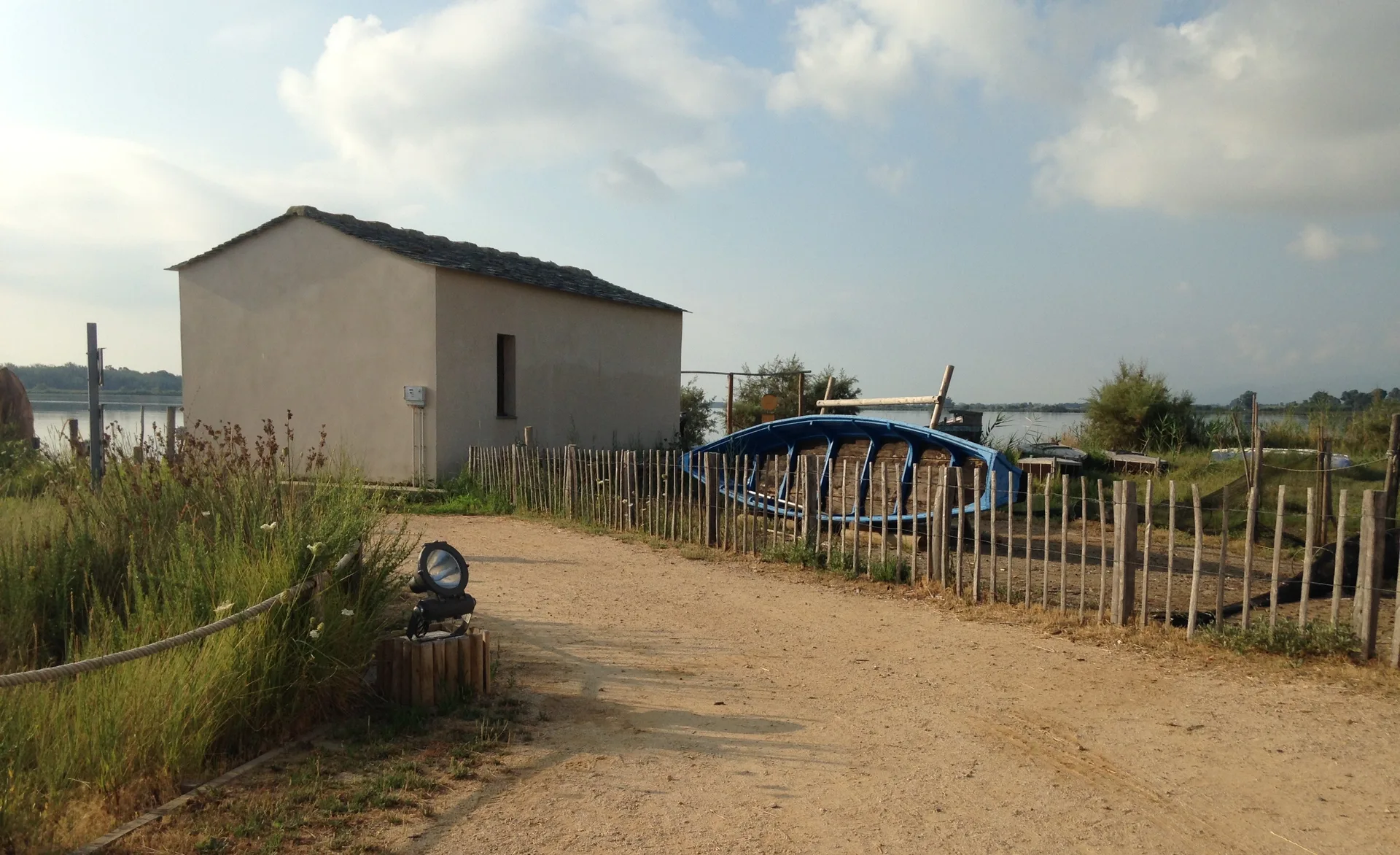 Etang de Biguglia à Furiani — À 853 m du lac