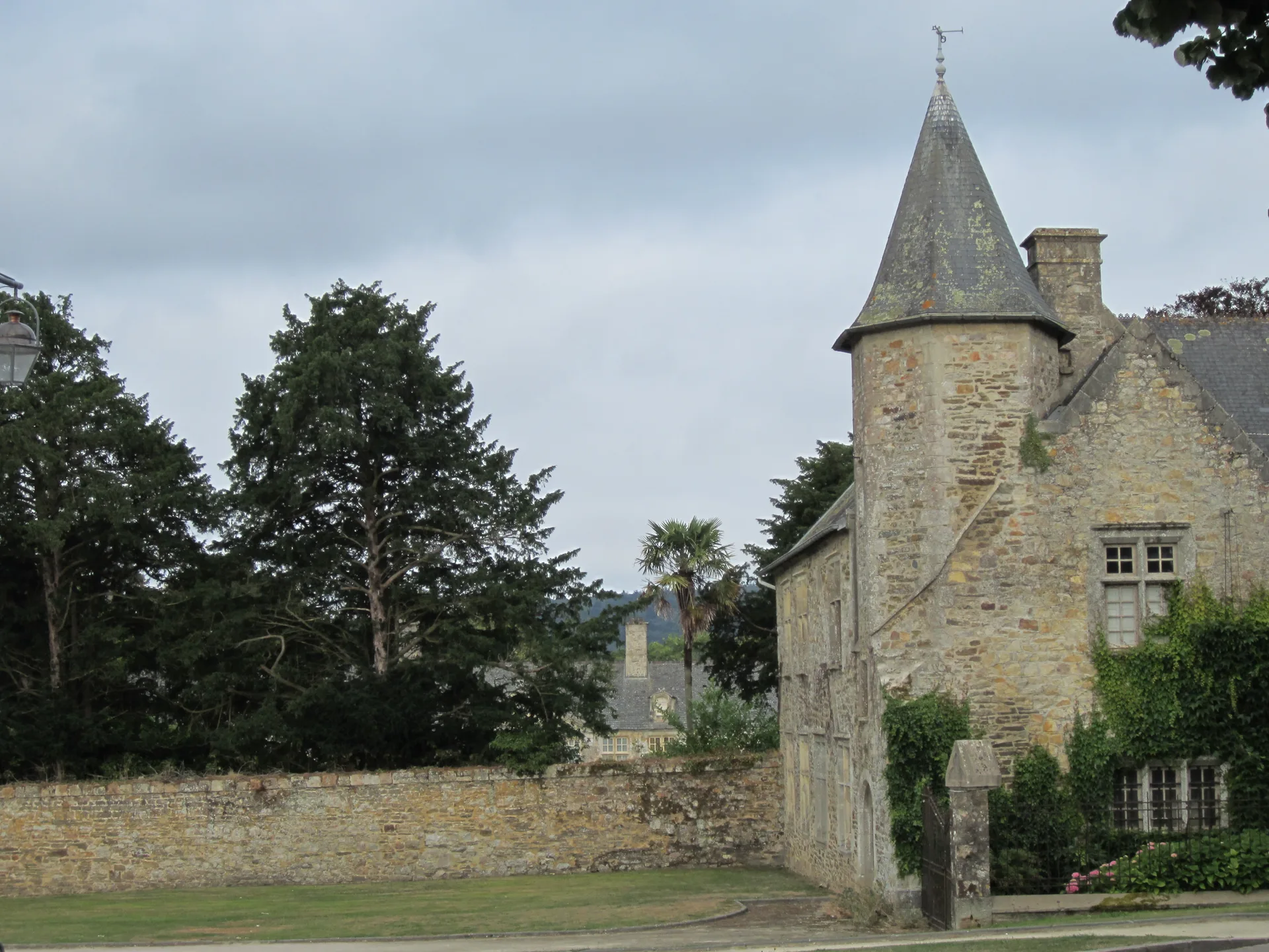 Etang de Briquebec à Bricquebec-en-Cotentin — À 1,0 km du lac