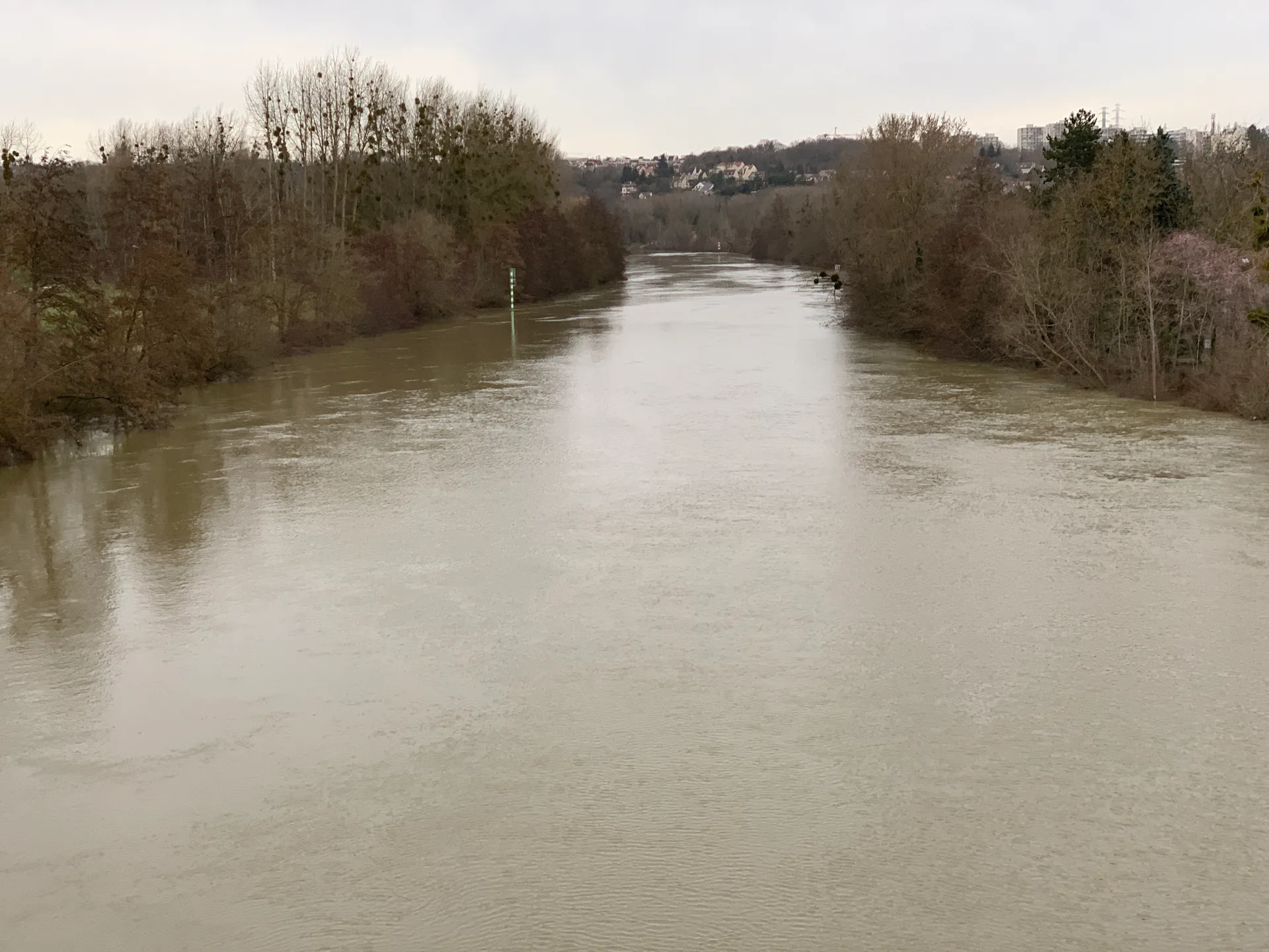Etang de Cergy à Cergy — À 281 m du lac