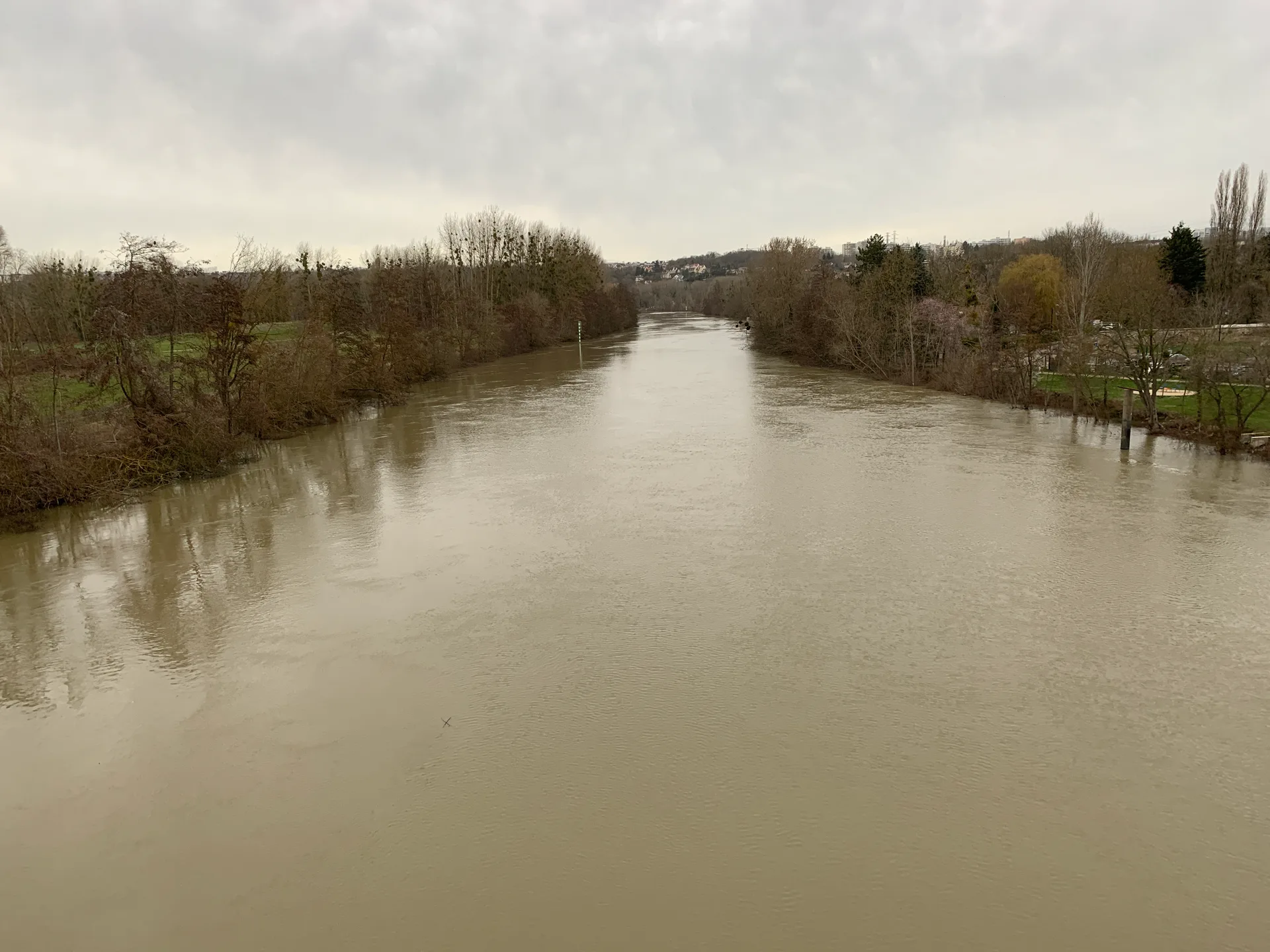 Etang de Cergy à Cergy — À 281 m du lac