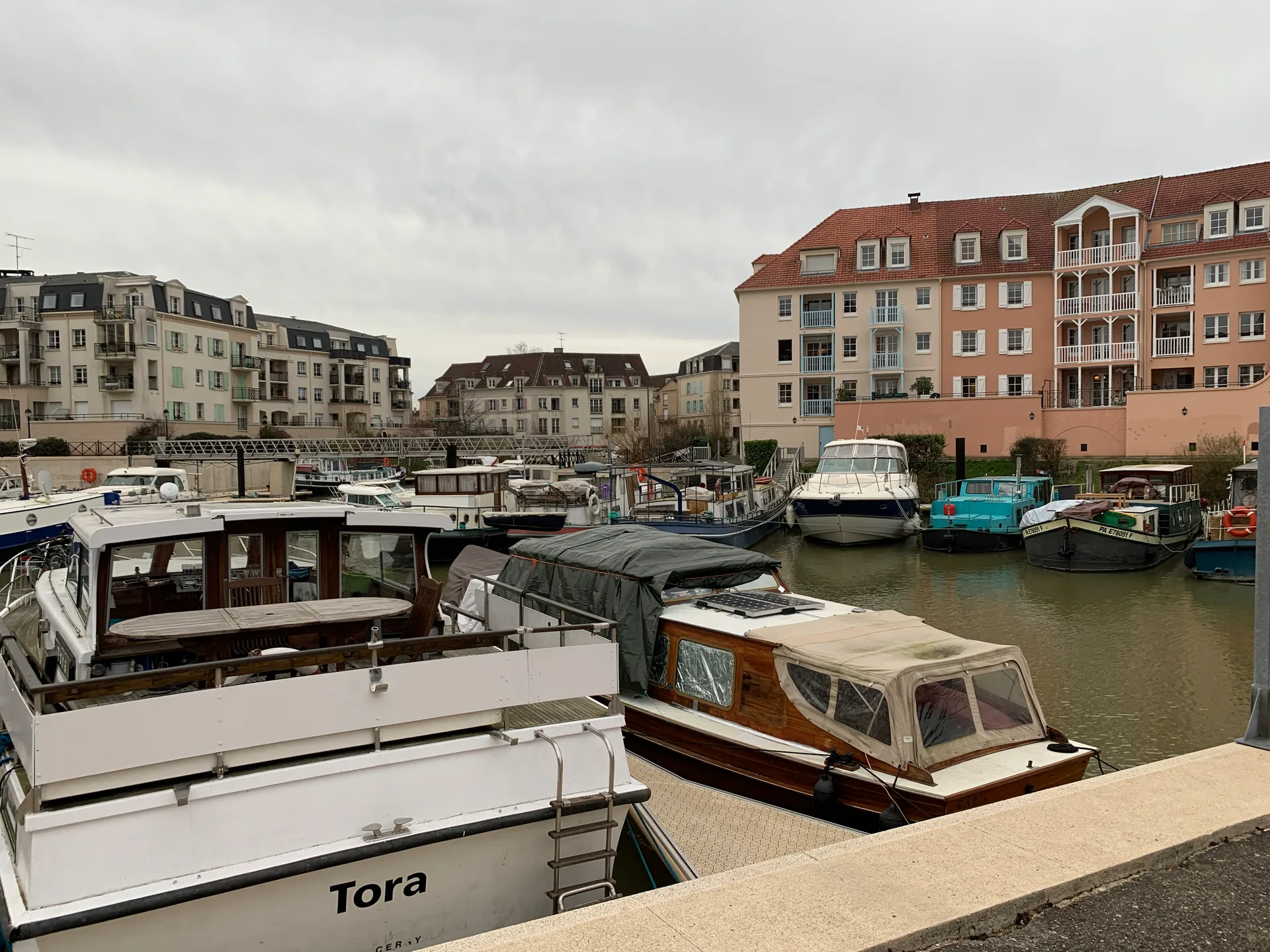 Etang de Cergy à Cergy — À 356 m du lac