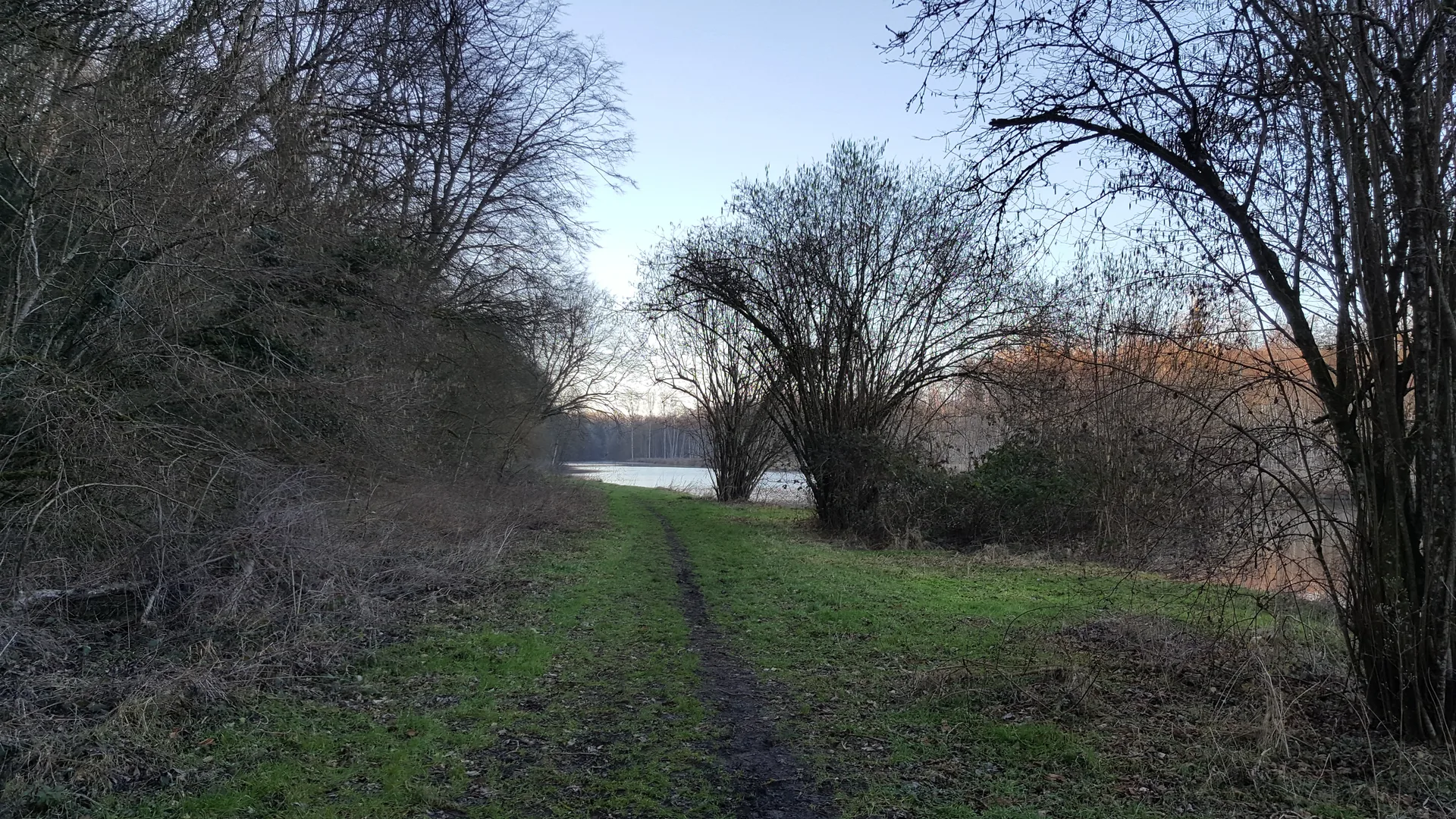 Etang de Chateaudun à Marboué — À 2,1 km du lac