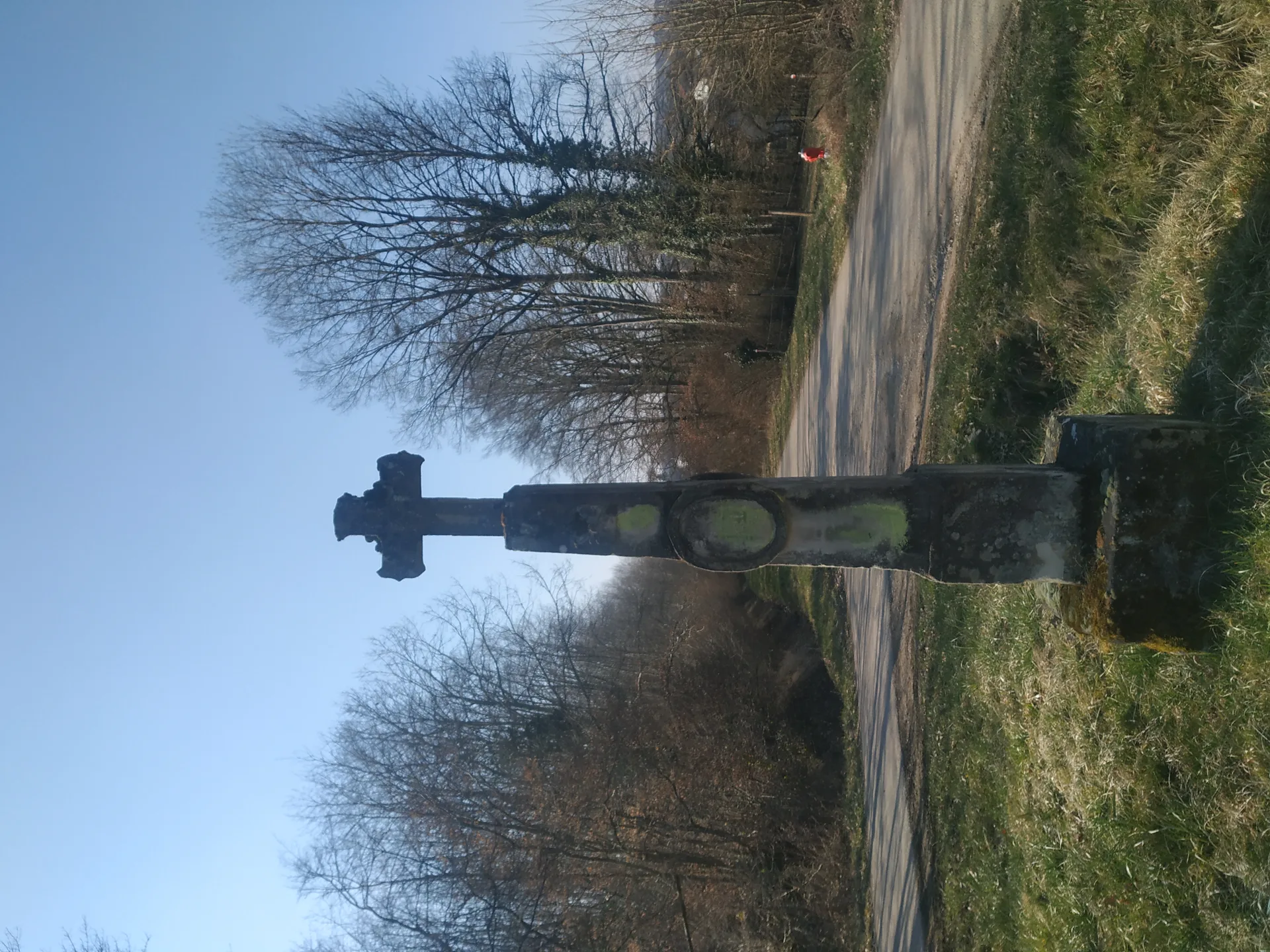 Etang de Chatel sur Moselle à Châtel-sur-Moselle — À 1,8 km du lac