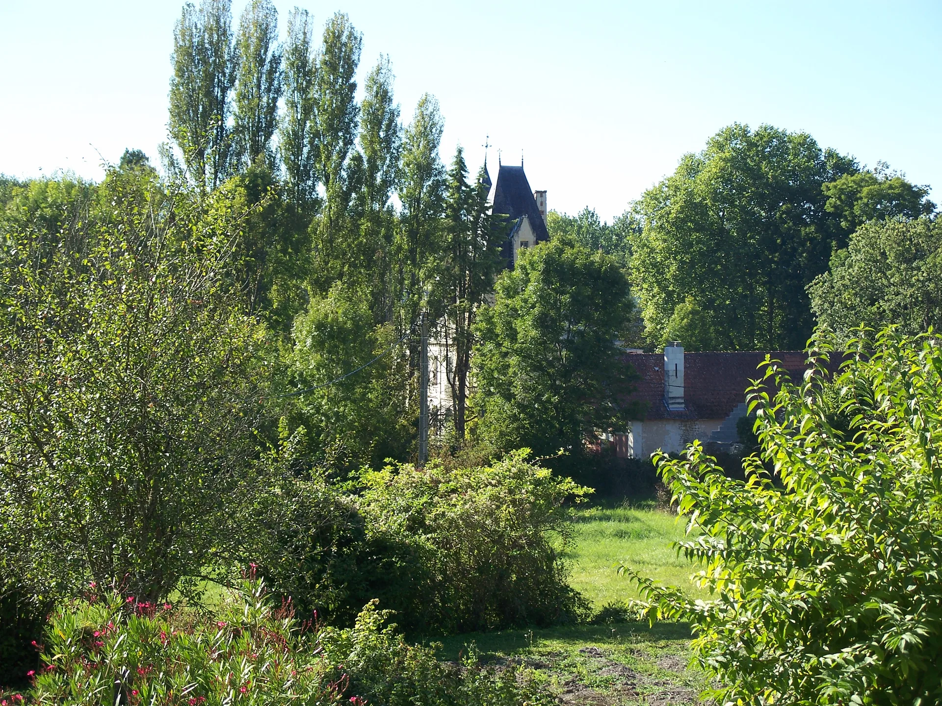 Etang de Chenevelles à Chenevelles — À 2,9 km du lac